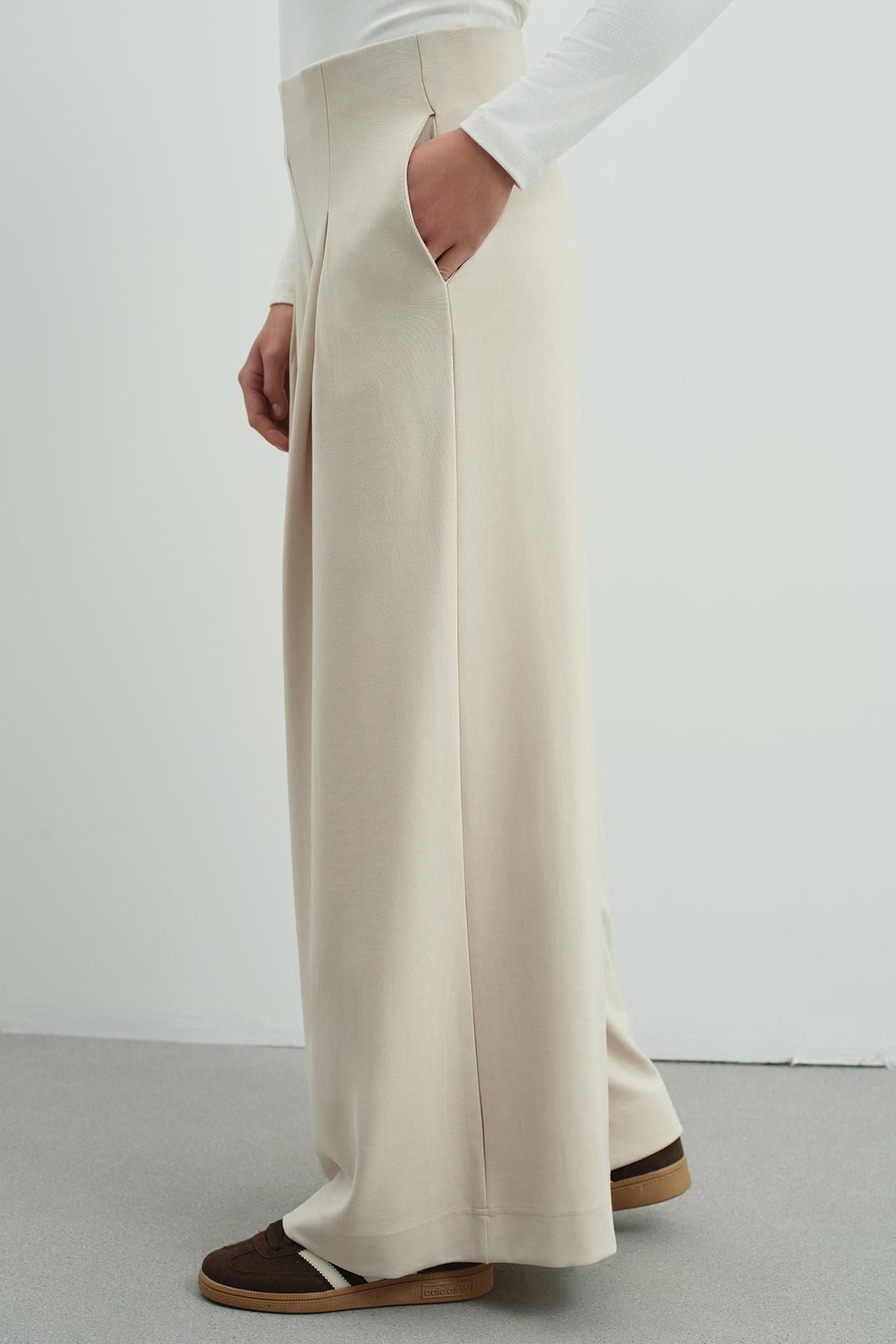 Pure Touch Einfache Faltenhose CC7007 Braun