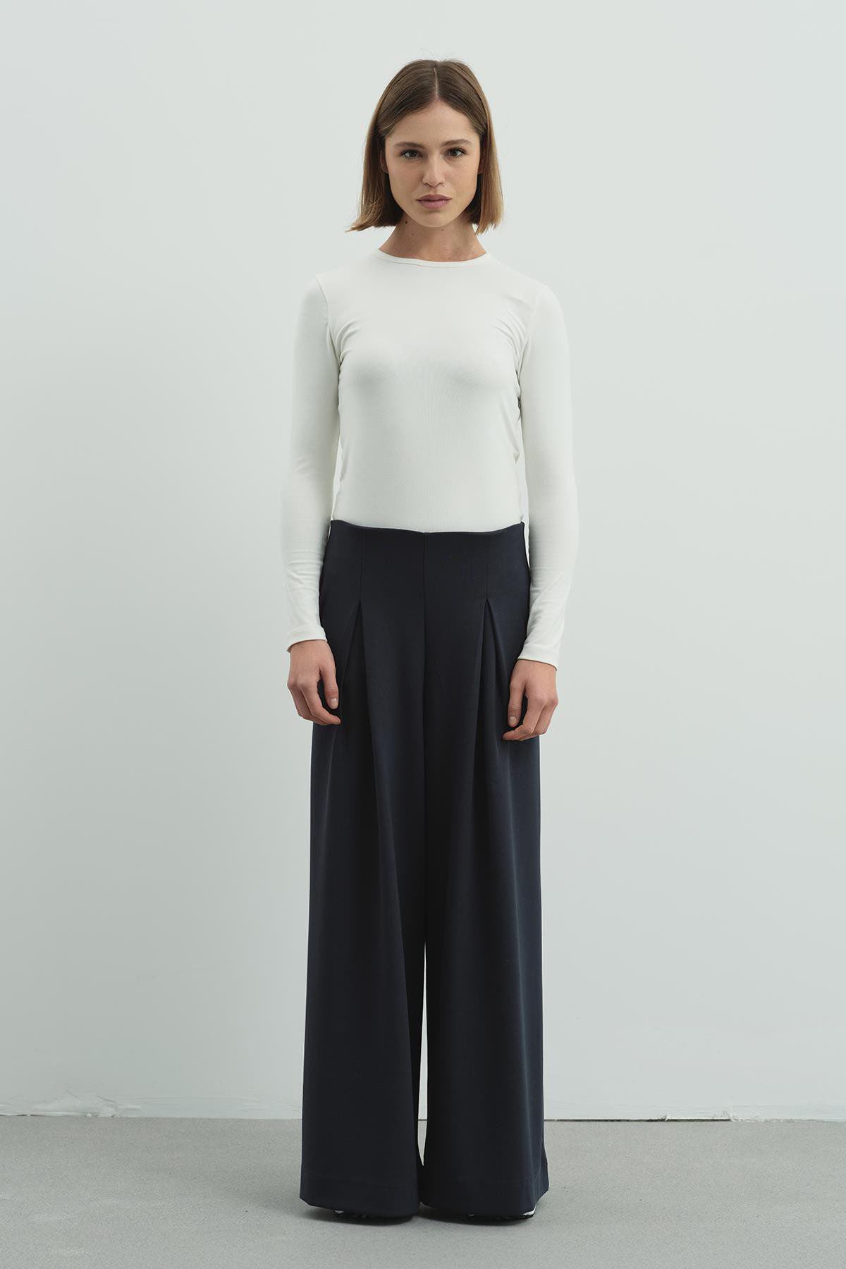 Pure Touch Einfache Faltenhose CC7007 Braun