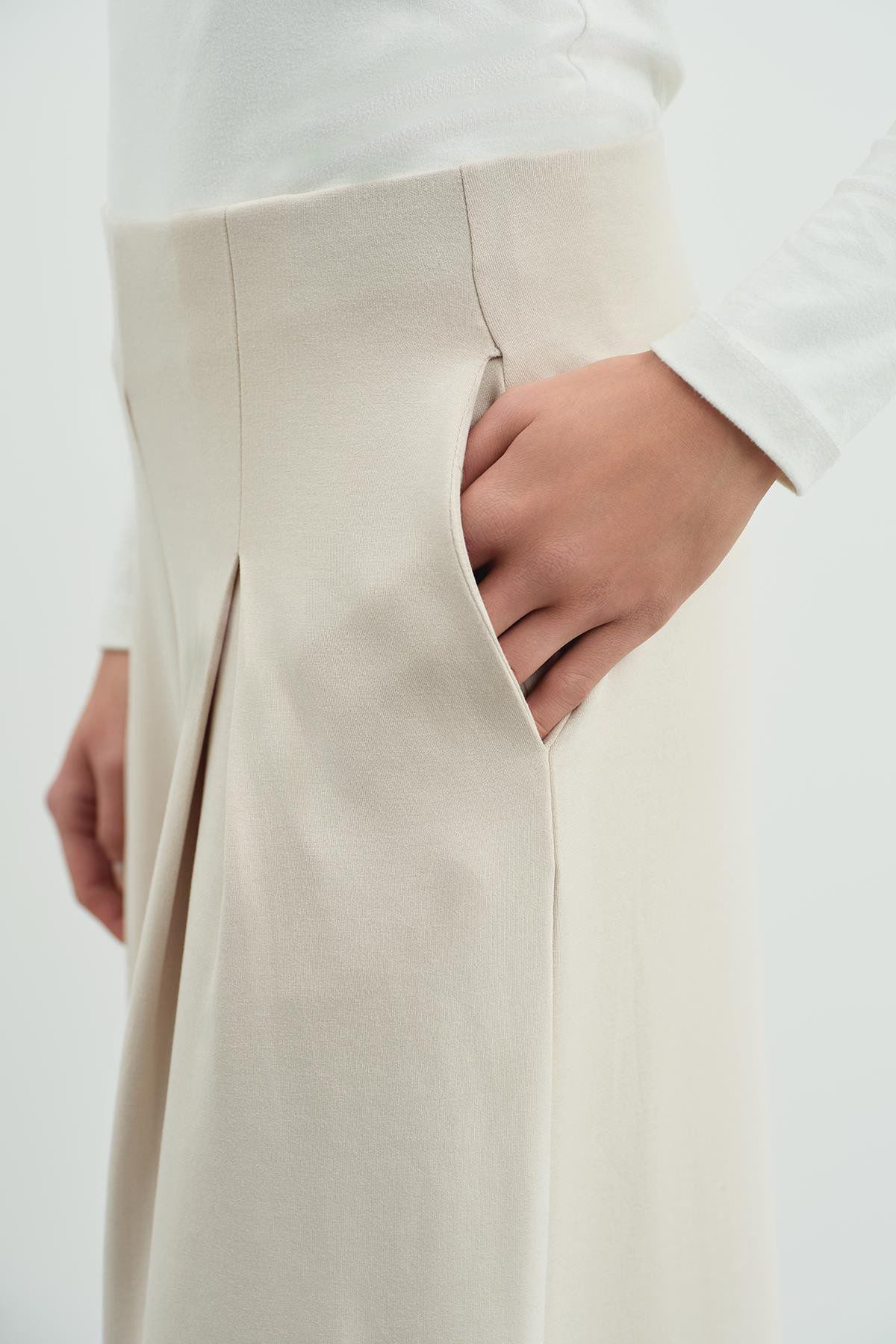 Pure Touch Einfache Faltenhose CC7007 Braun