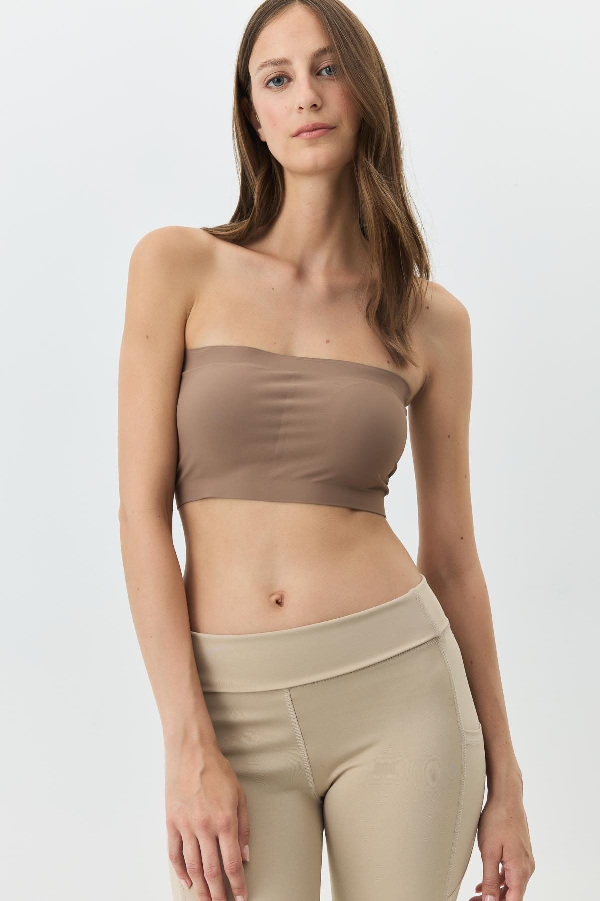 Nahtloser Laser-Cut Bustier mit Polstern 1019 Beige