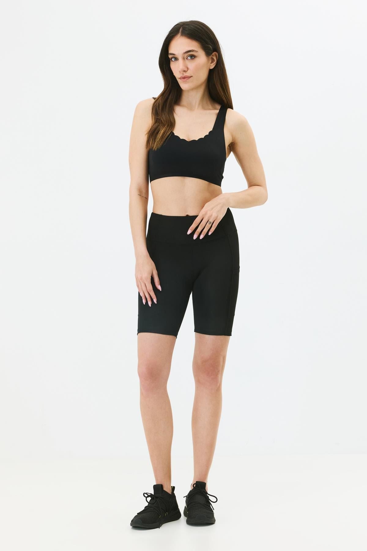 Hohe Taille Doppelte Tasche Kurze Leggings 9417 Schwarz