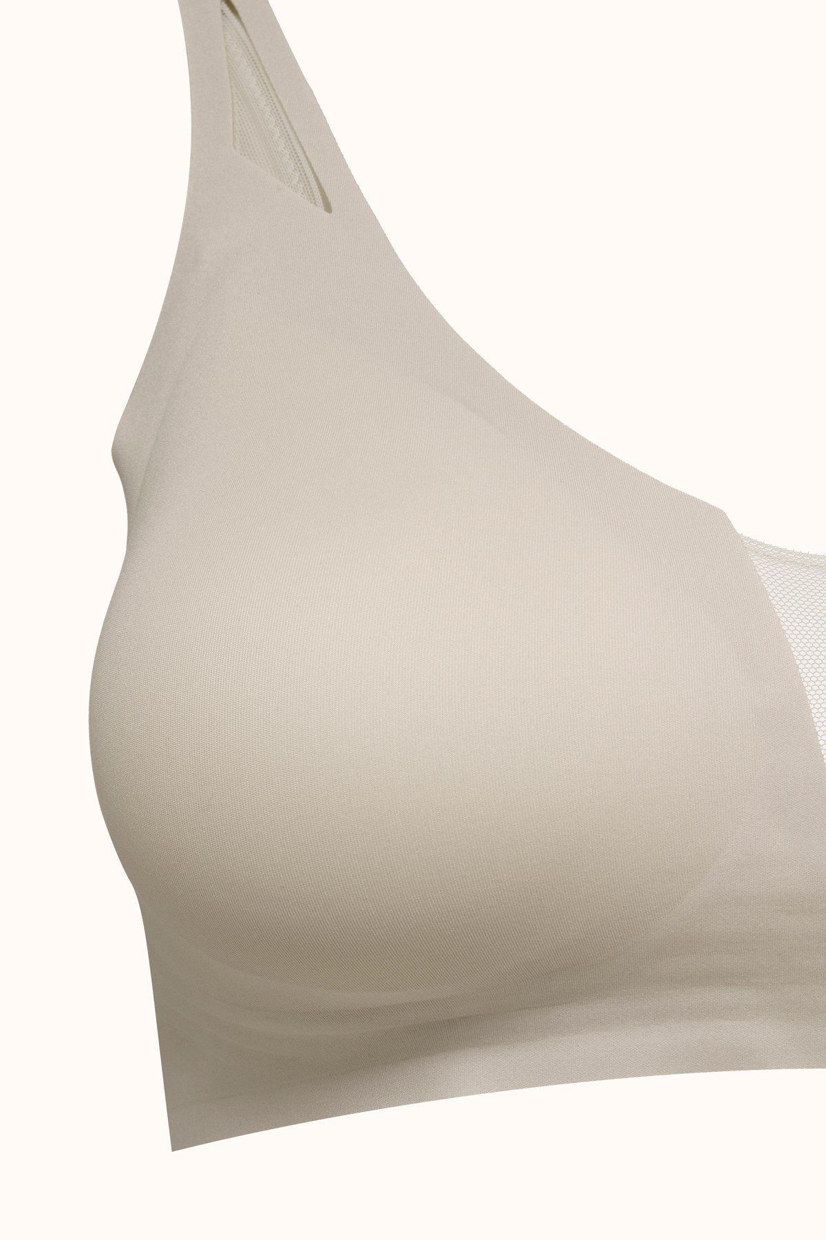 Nahtloser Laser-Cut-BH mit Polstern CC428 Beige