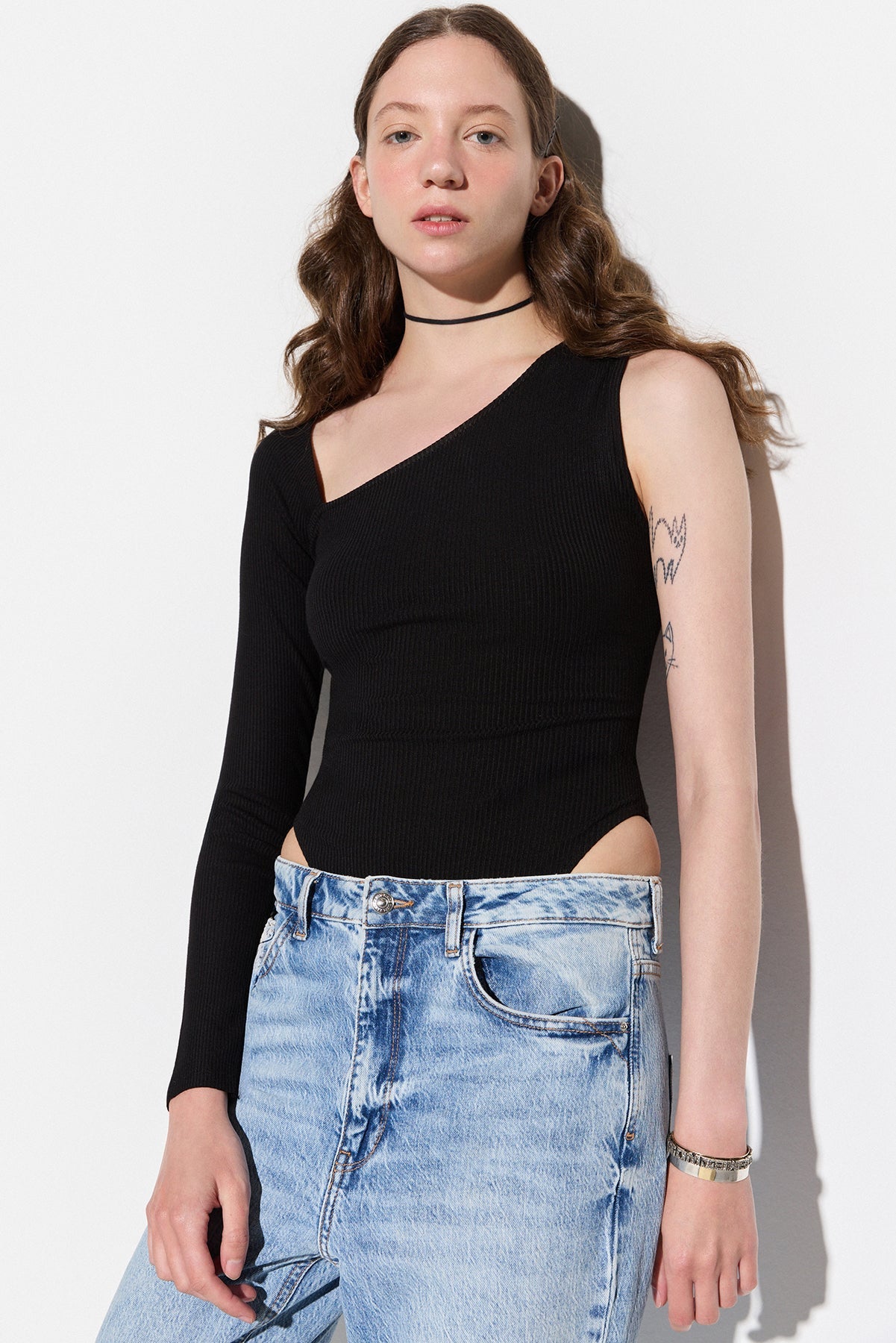 Einärmelige Bluse