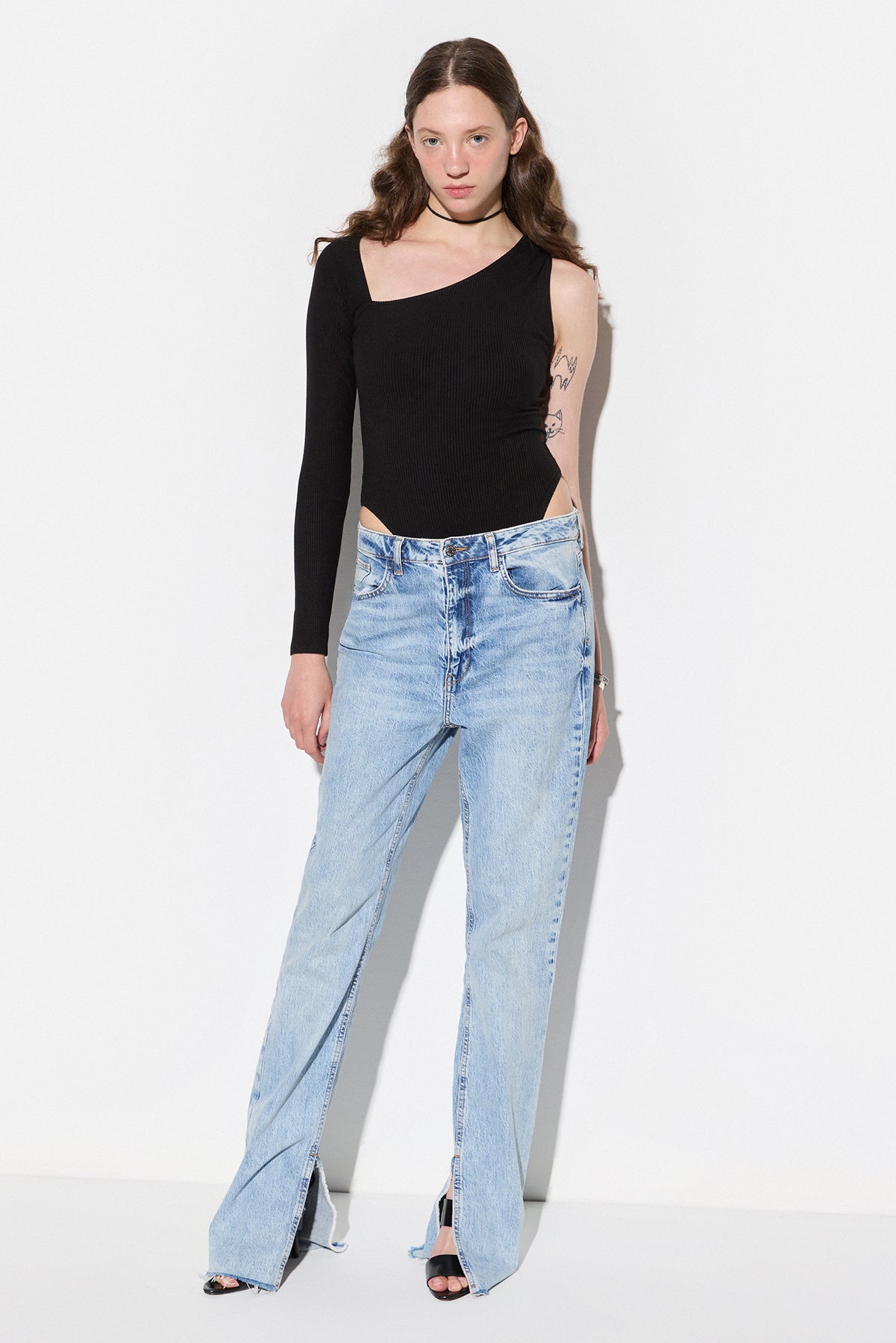 Einärmelige Bluse