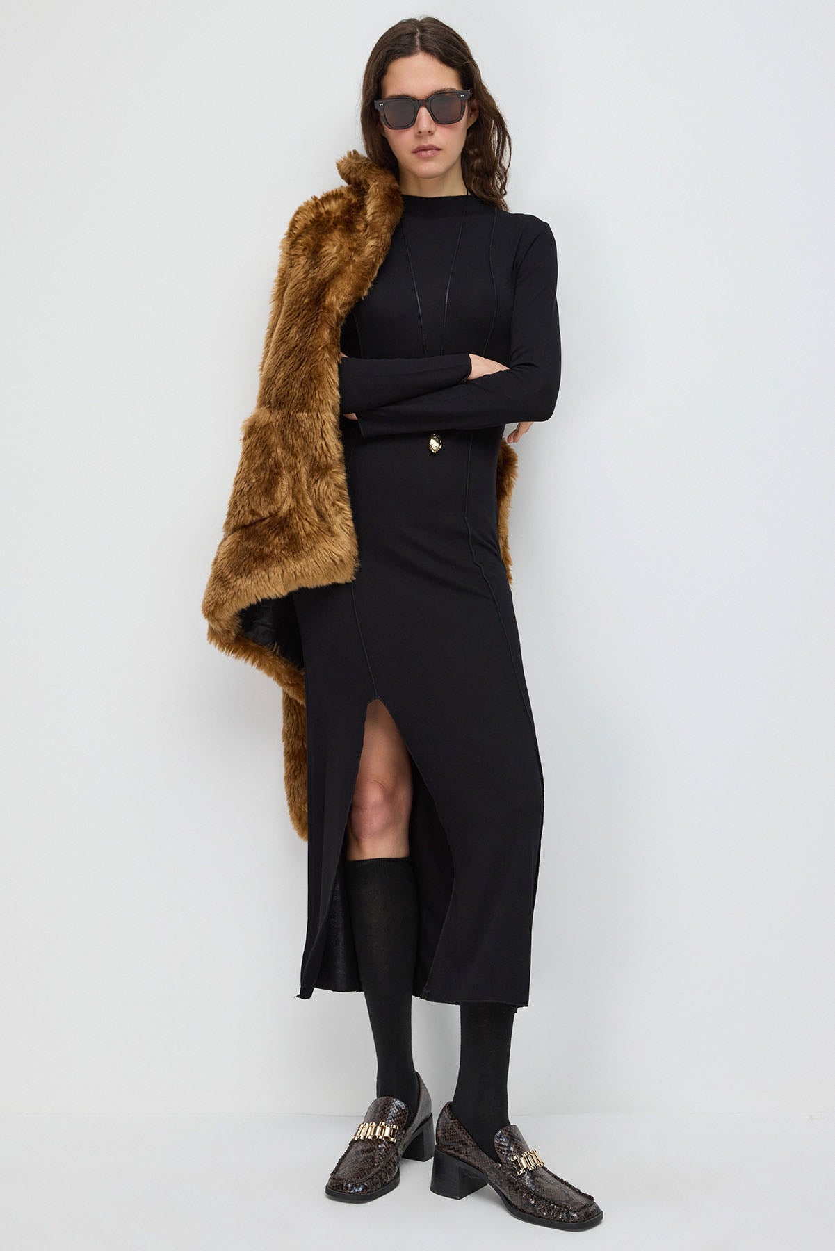Midikleid mit Schlitz