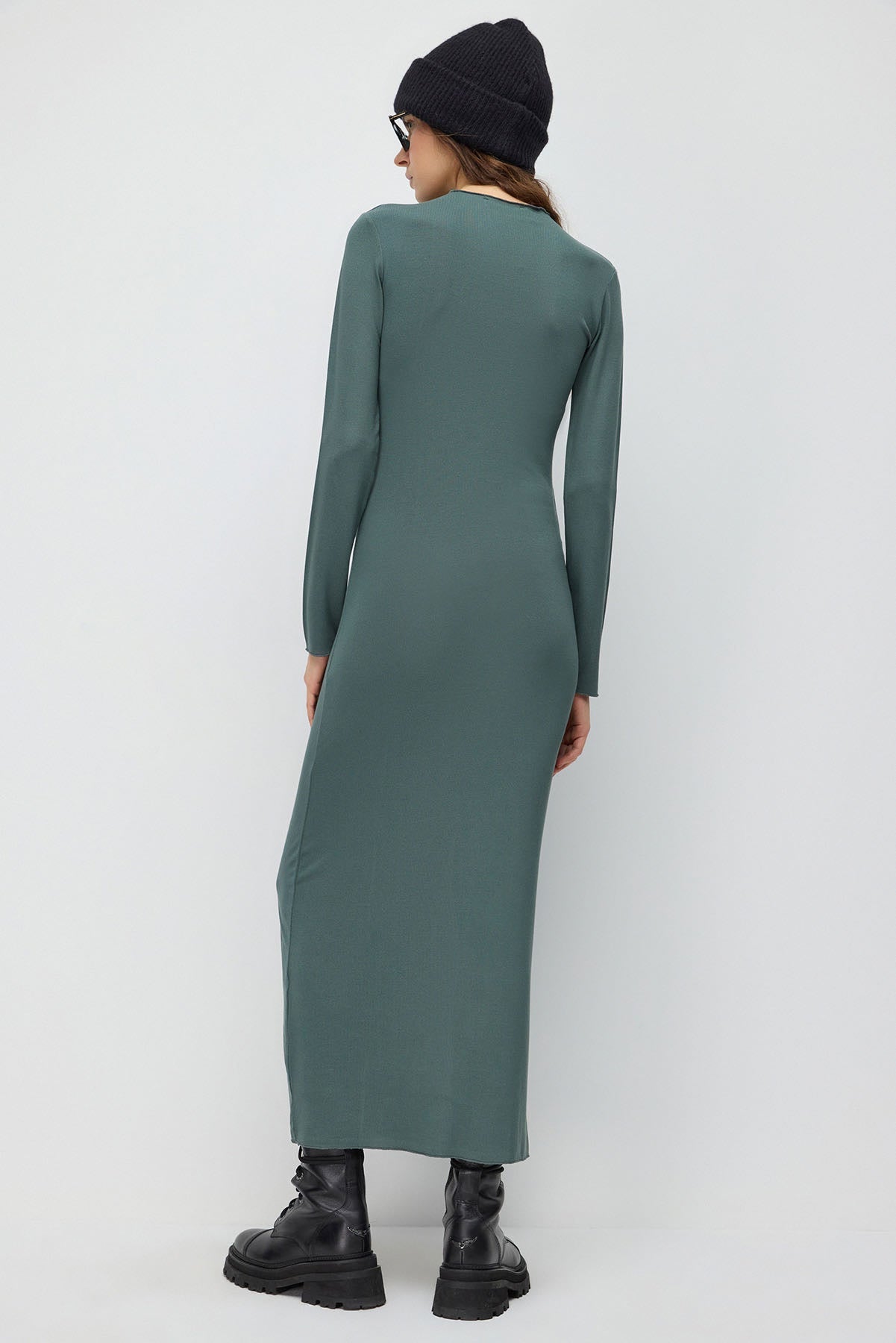Midikleid mit Schlitz