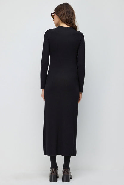 Midikleid mit Schlitz
