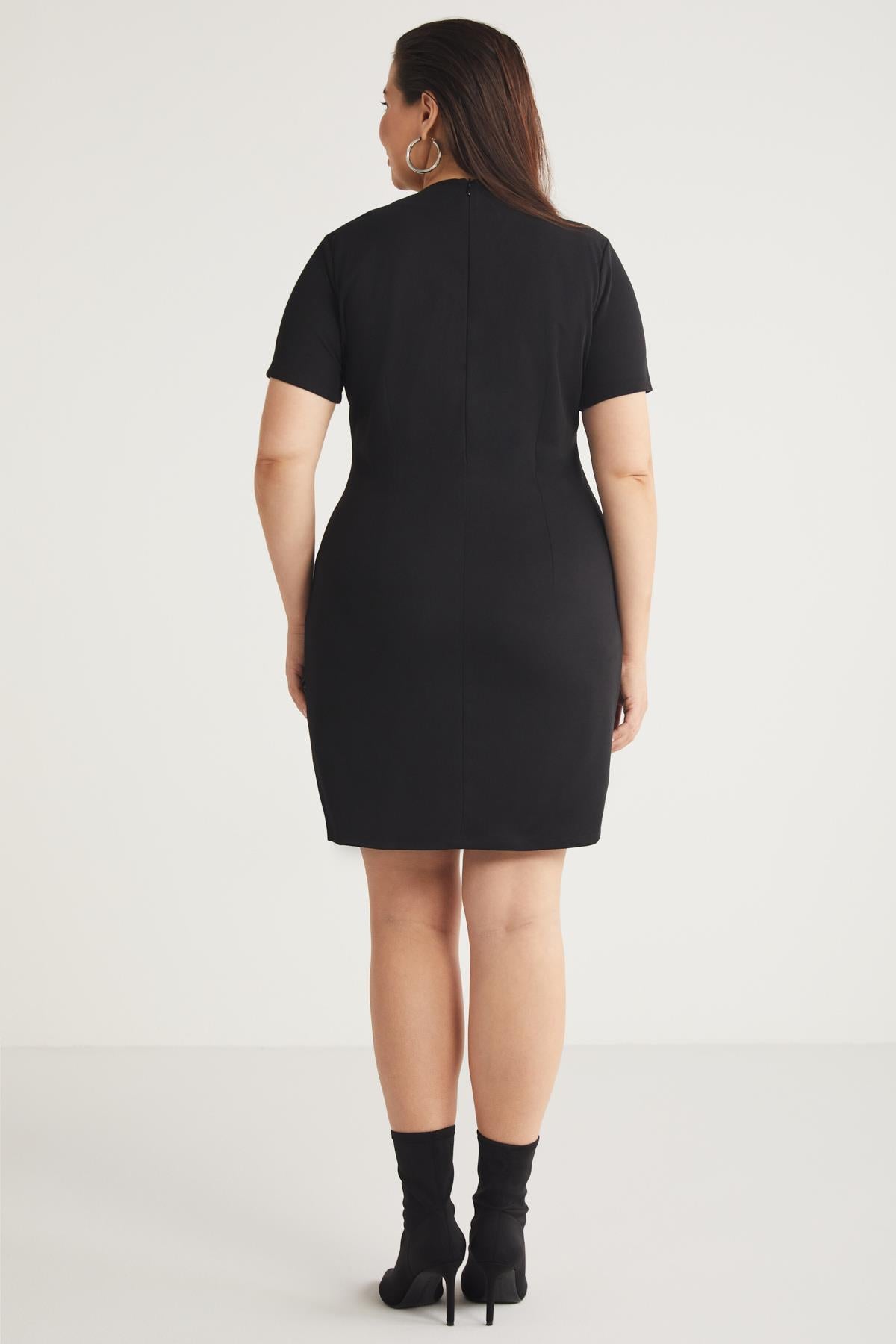 ETHIQUET TRACIBB Große Größen Strickkleid Schwarz