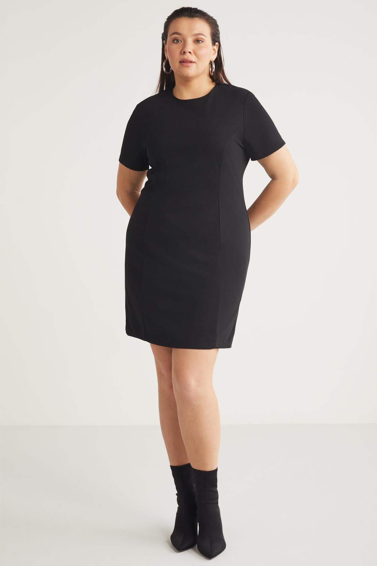 ETHIQUET TRACIBB Große Größen Strickkleid Schwarz