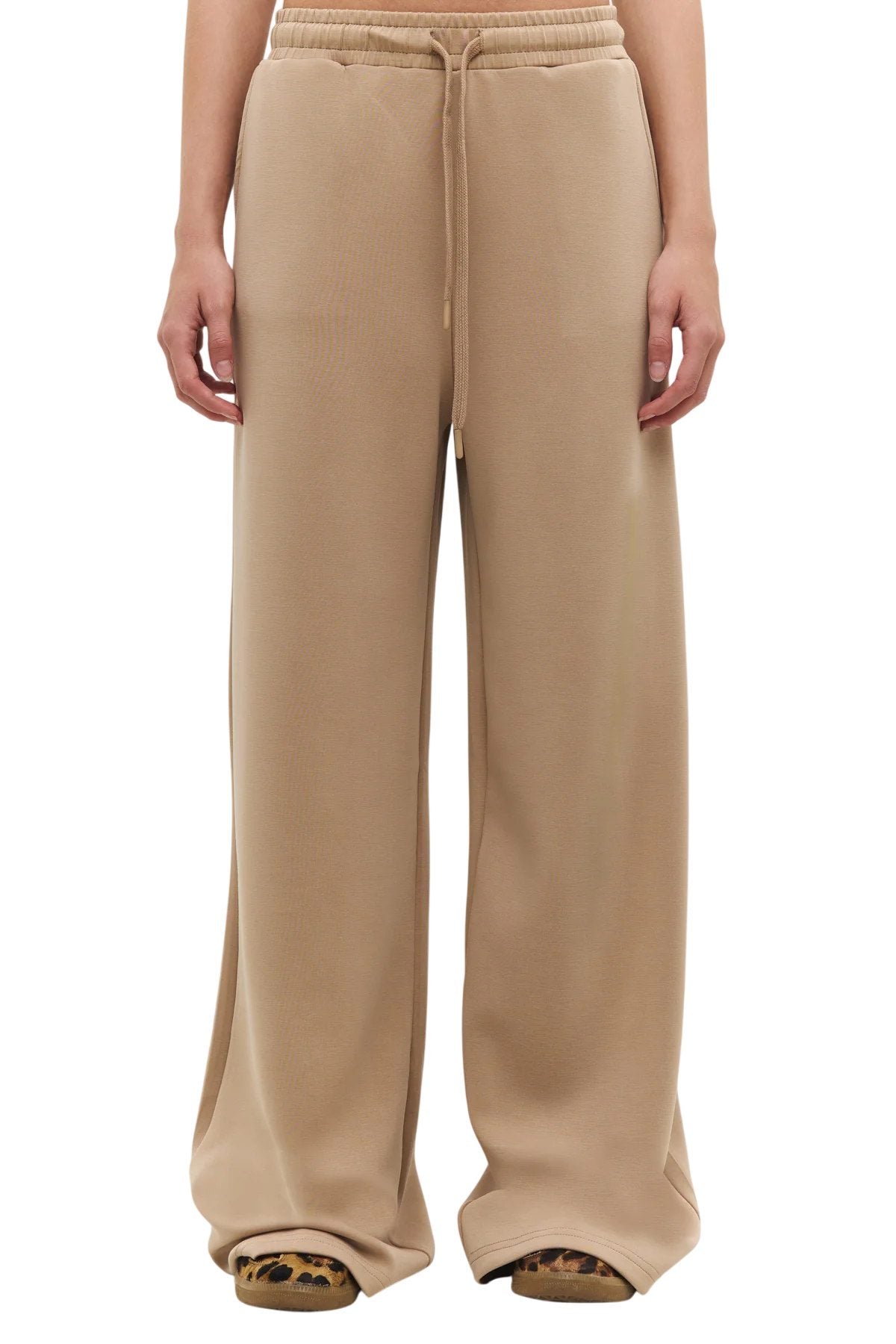 Weite Jogginghose