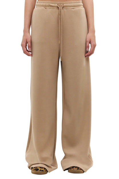 Weite Jogginghose
