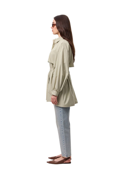 Schwarzes Trench-Design-Hemd