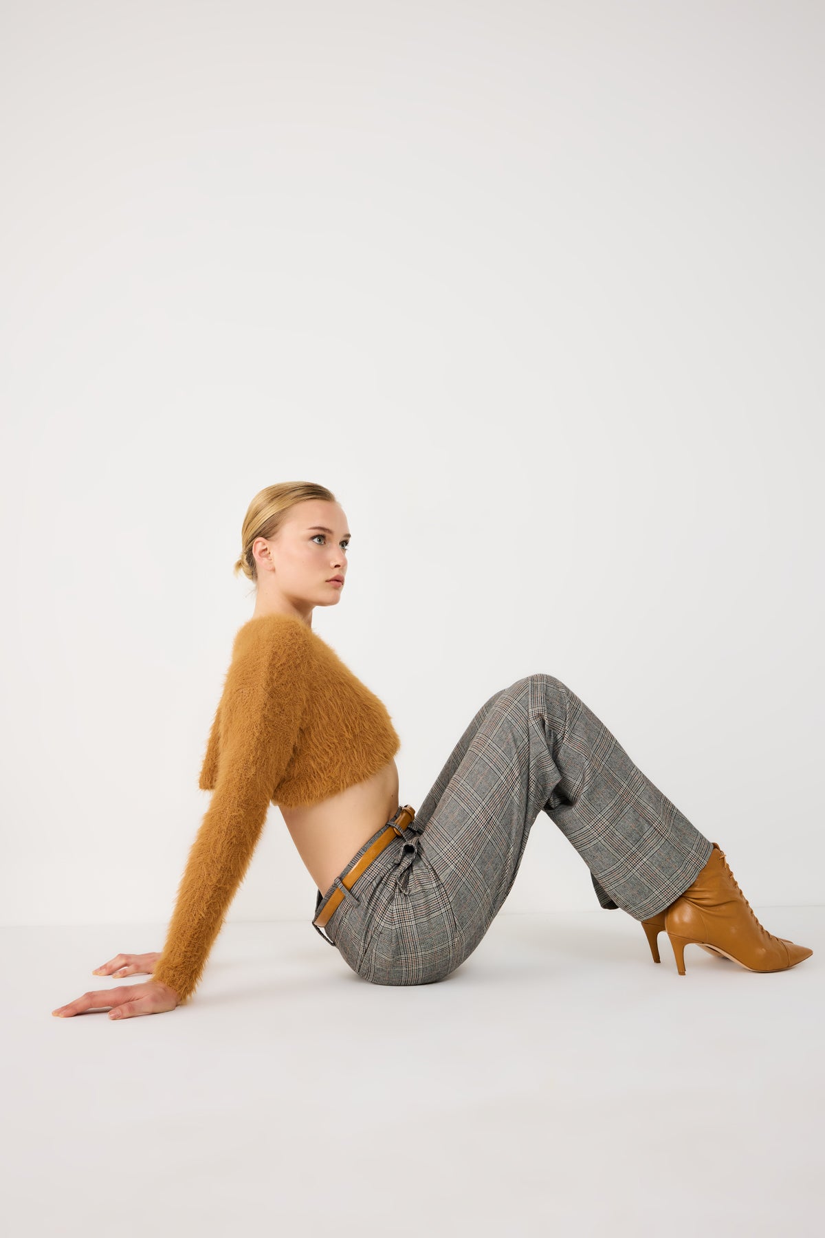 Crop-Pullover mit Rundhalsausschnitt
