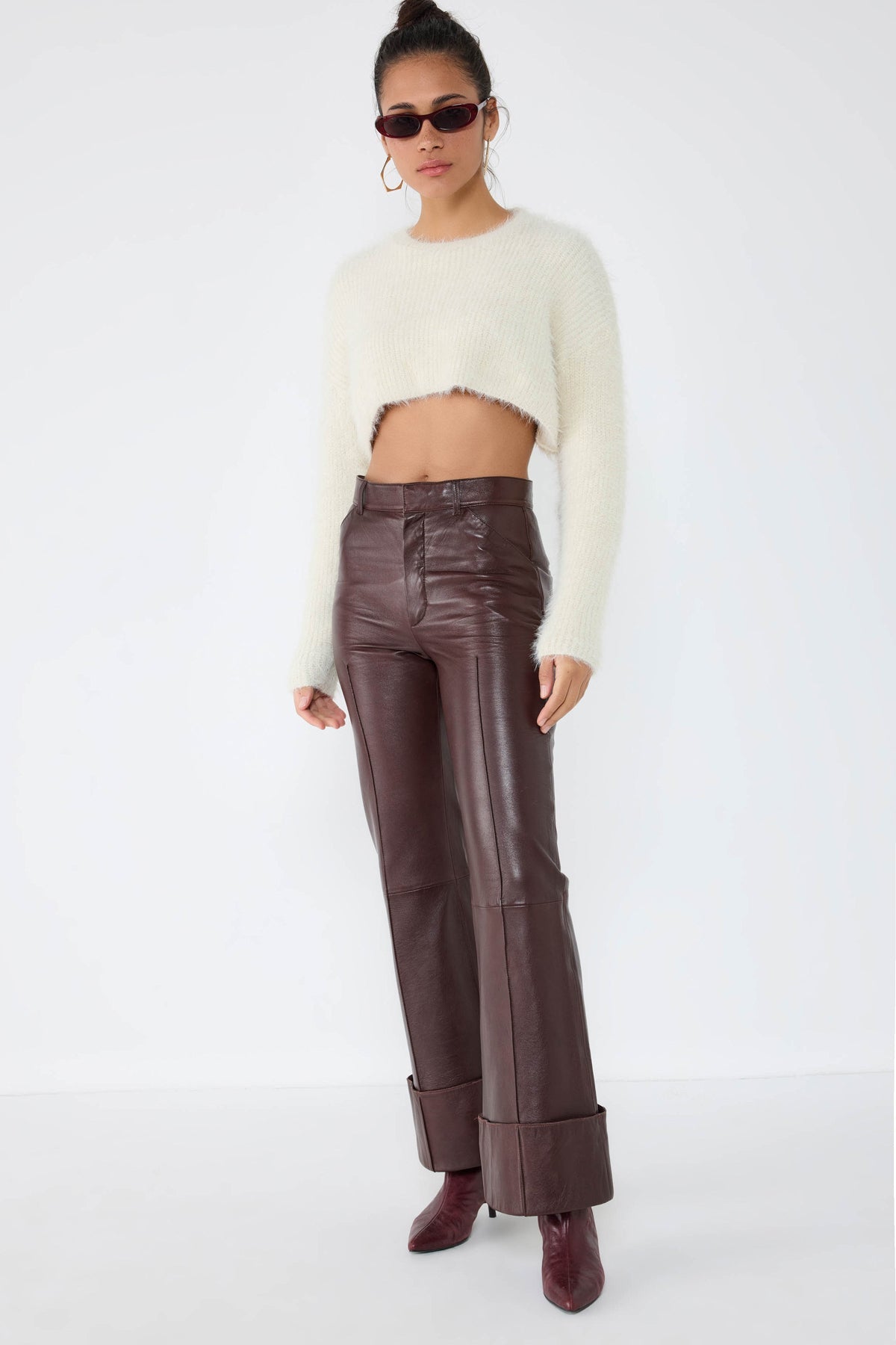 Crop-Pullover mit Rundhalsausschnitt