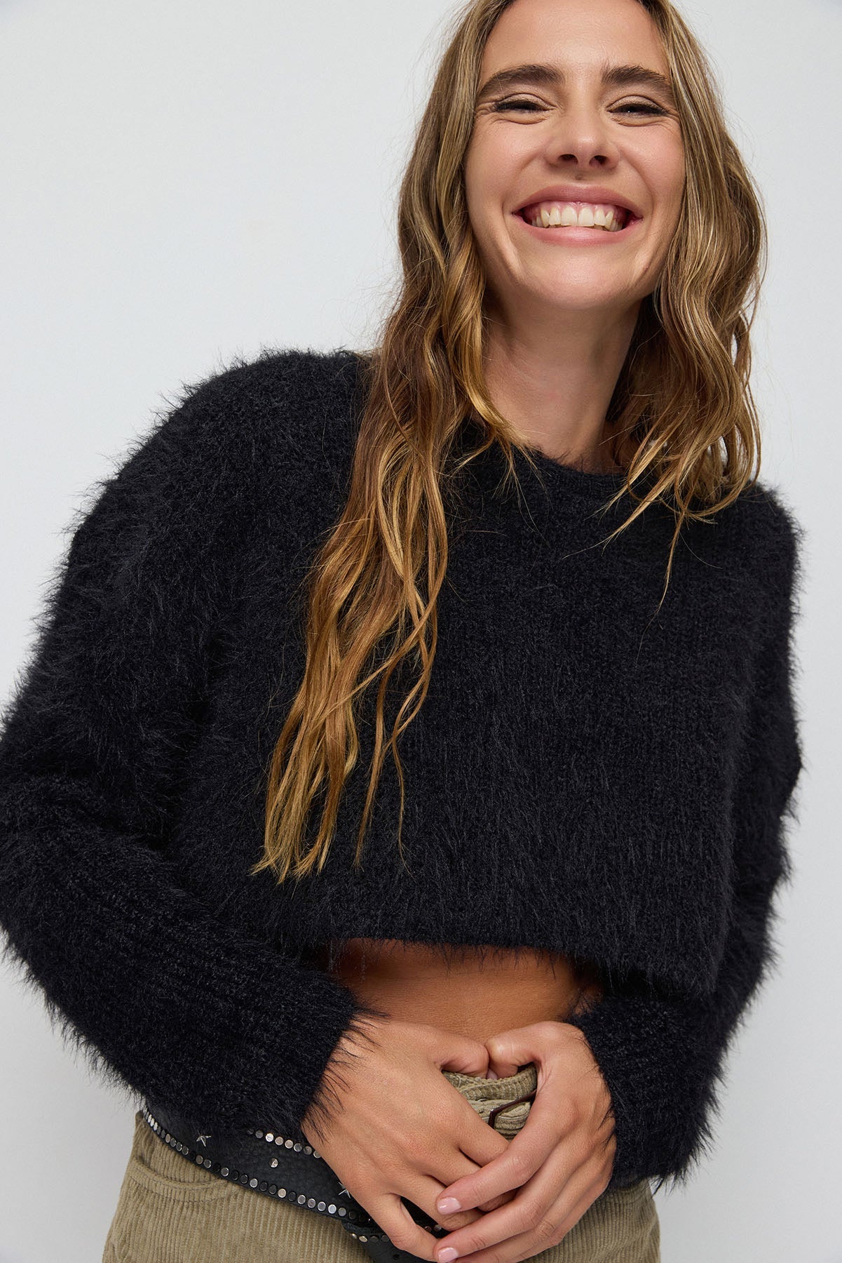 Flauschiger Crop-Pullover