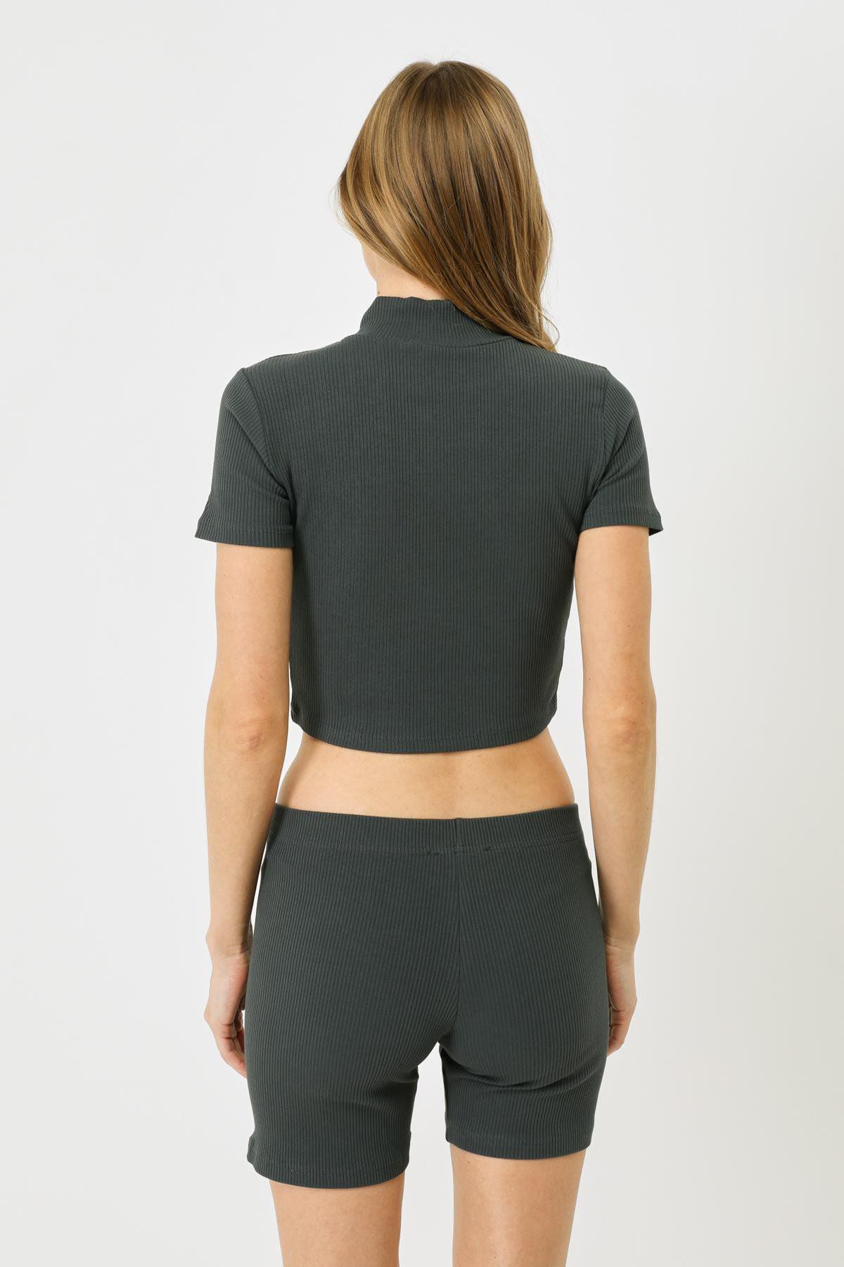 Damen Kurzarm-Rippbluse mit hohem Ausschnitt