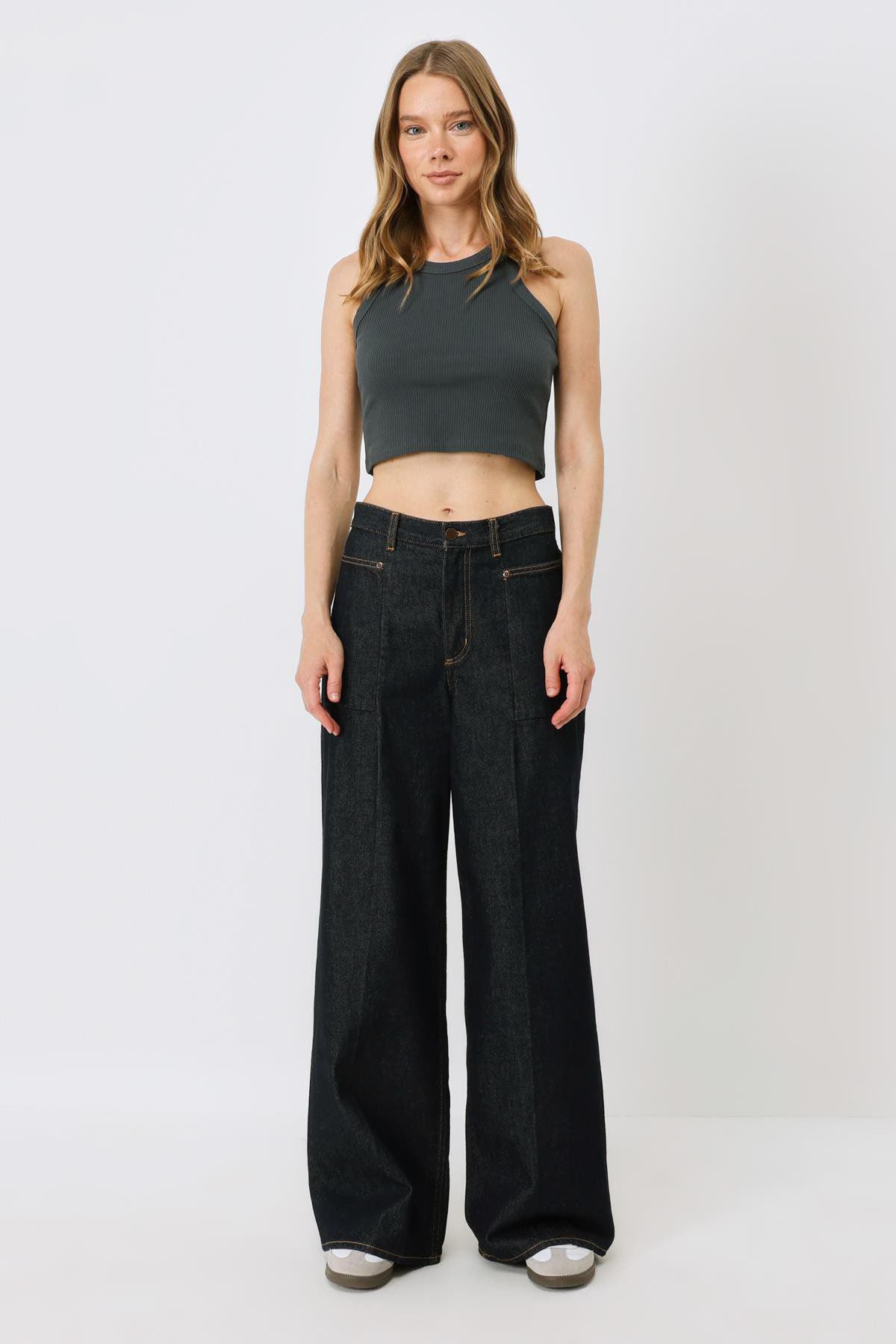 Damen Halterneck Ripp Stretch Crop Top