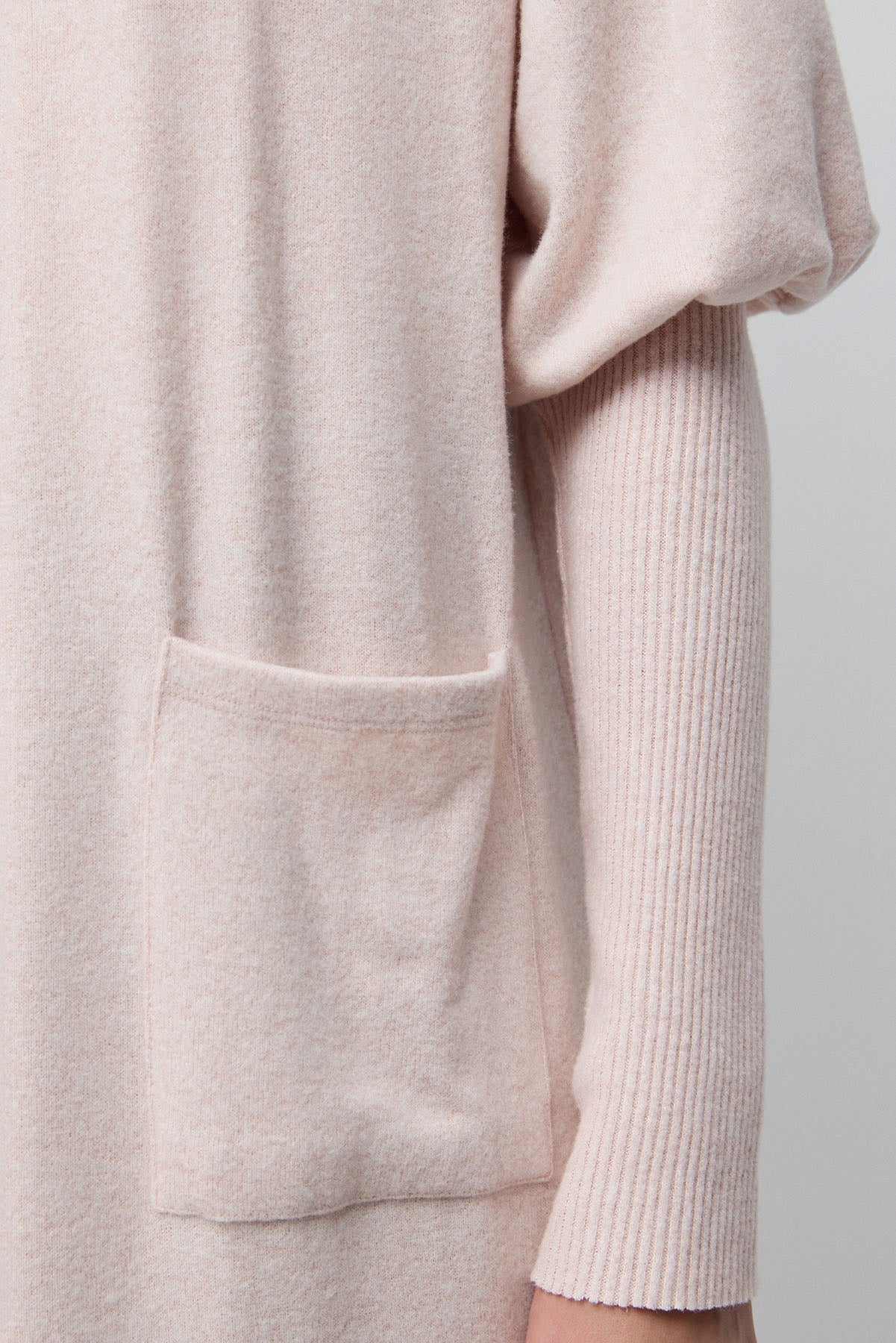 Langer Strickcardigan mit Taschen