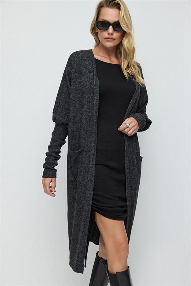 Langer Strickcardigan mit Taschen
