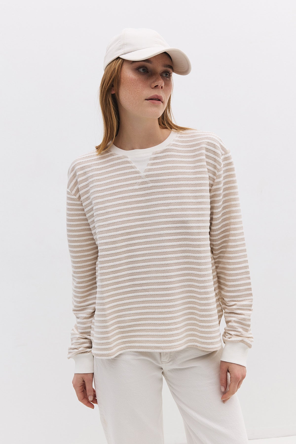Langärmeliges gestreiftes Sweatshirt