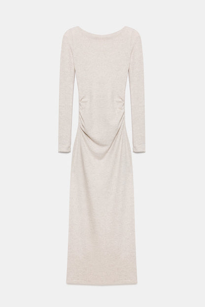 Langärmeliges, schlichtes Midikleid