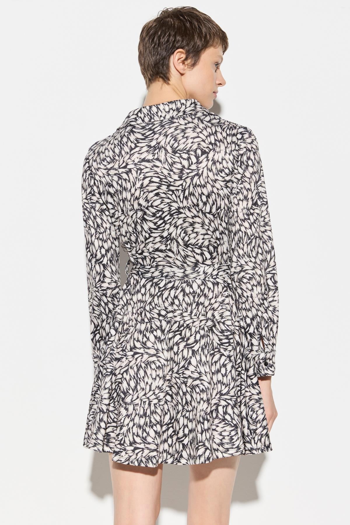 Langärmeliges Hemdkleid