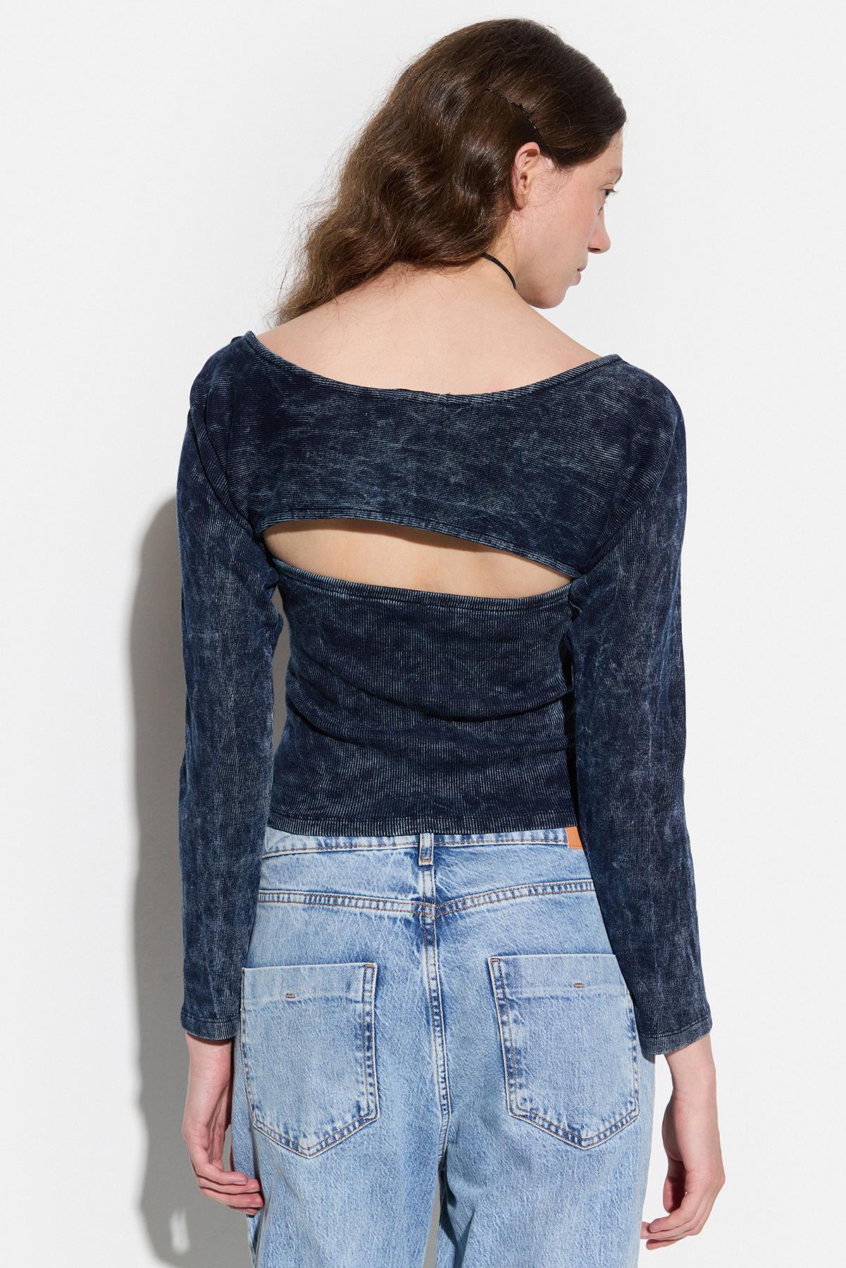 Langärmelige Crop-Bluse