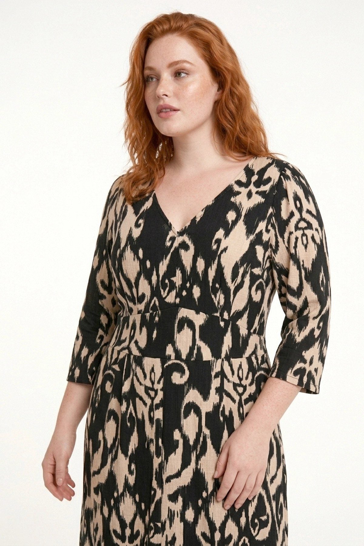 V-Ausschnitt Kleid mit Strukturmuster