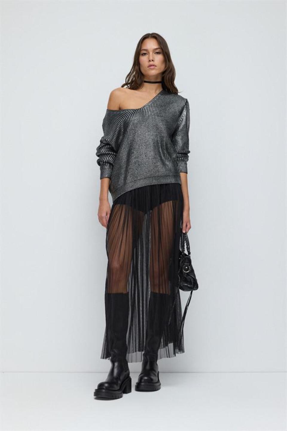 Strickpullover mit V-Ausschnitt