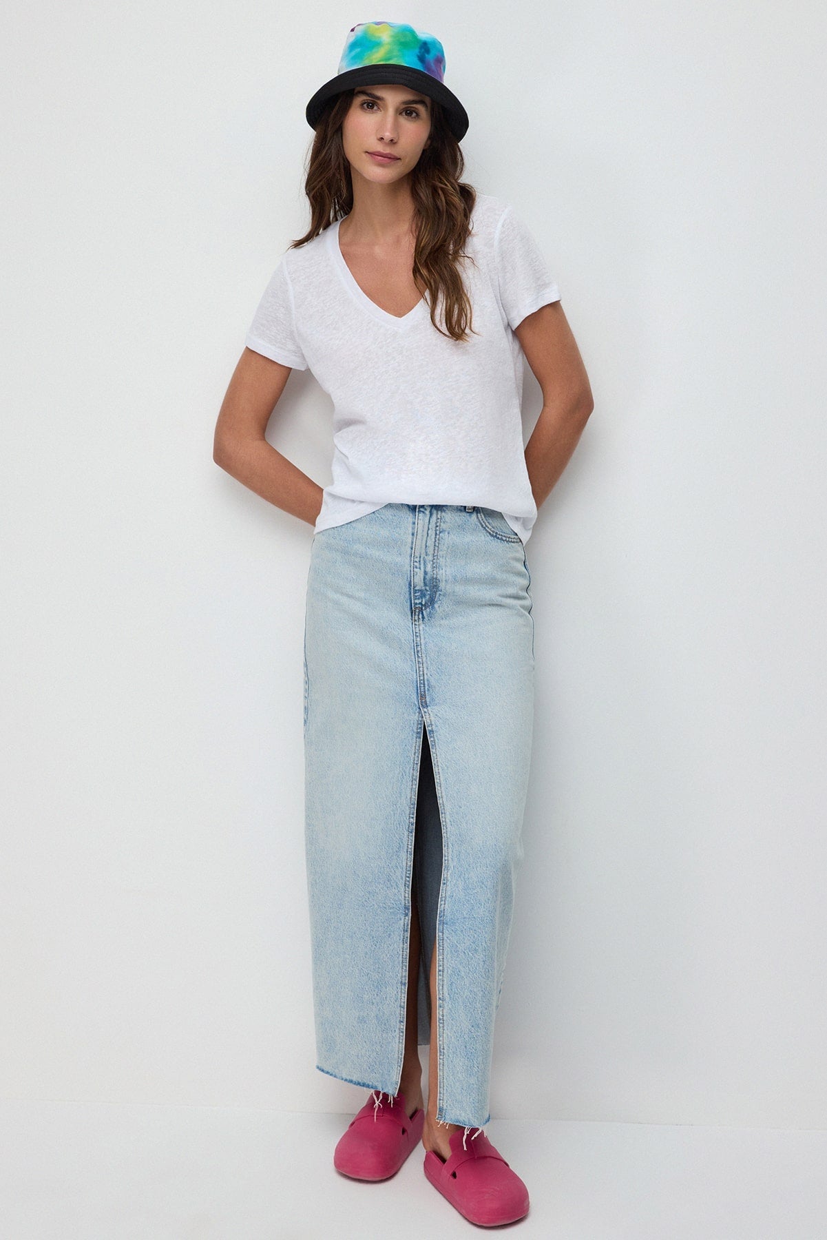 Basic-T-Shirt mit V-Ausschnitt
