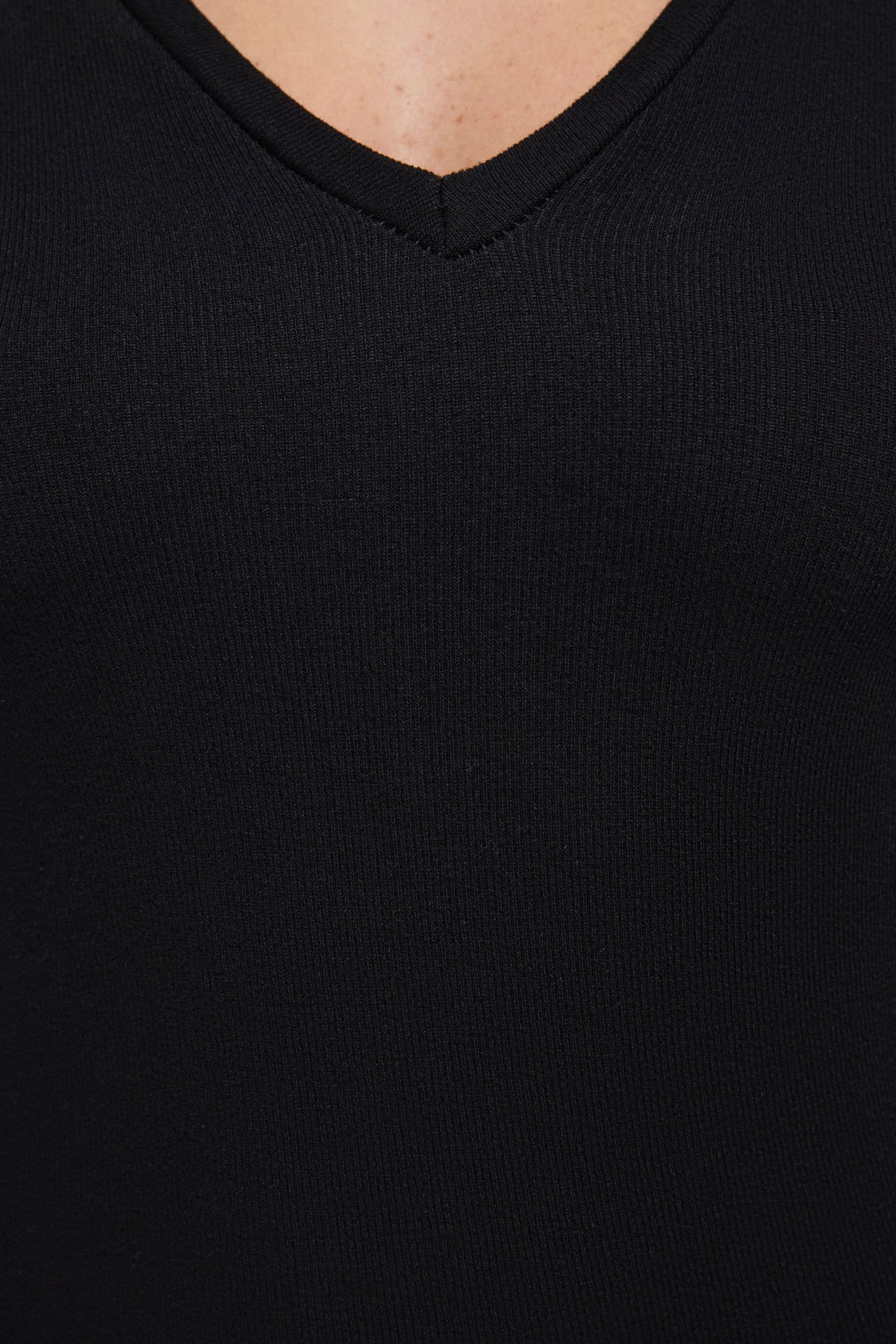 Minikleid mit V-Ausschnitt