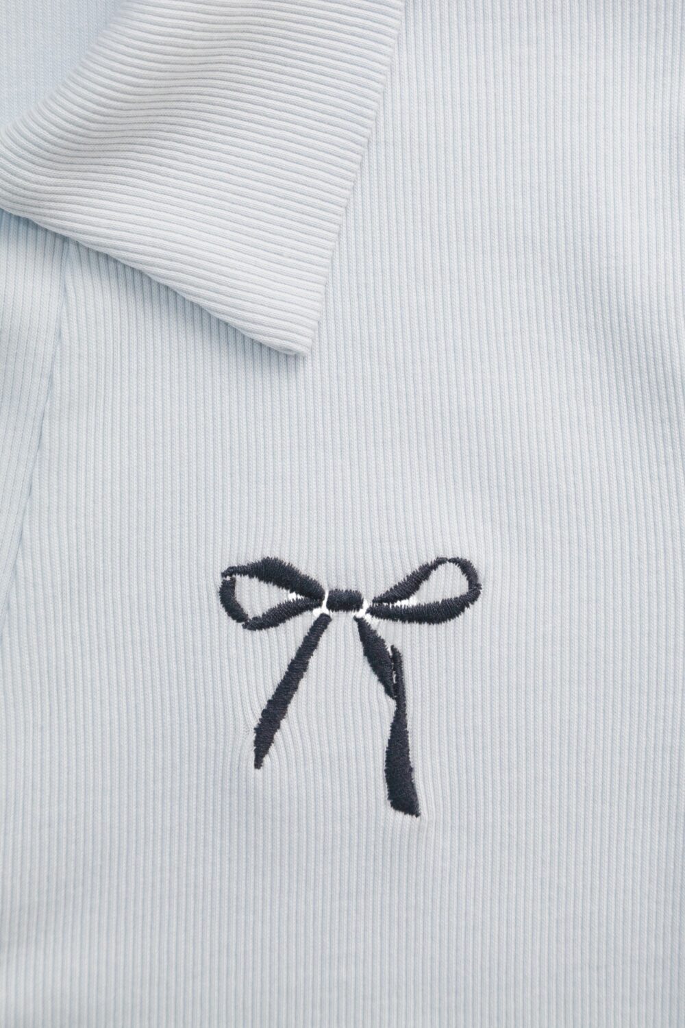 V-Ausschnitt Kurzarm Crop Top
