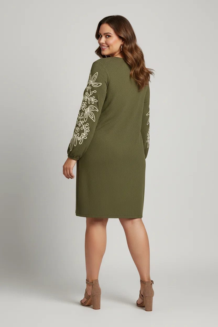 Langarmkleid mit V-Ausschnitt