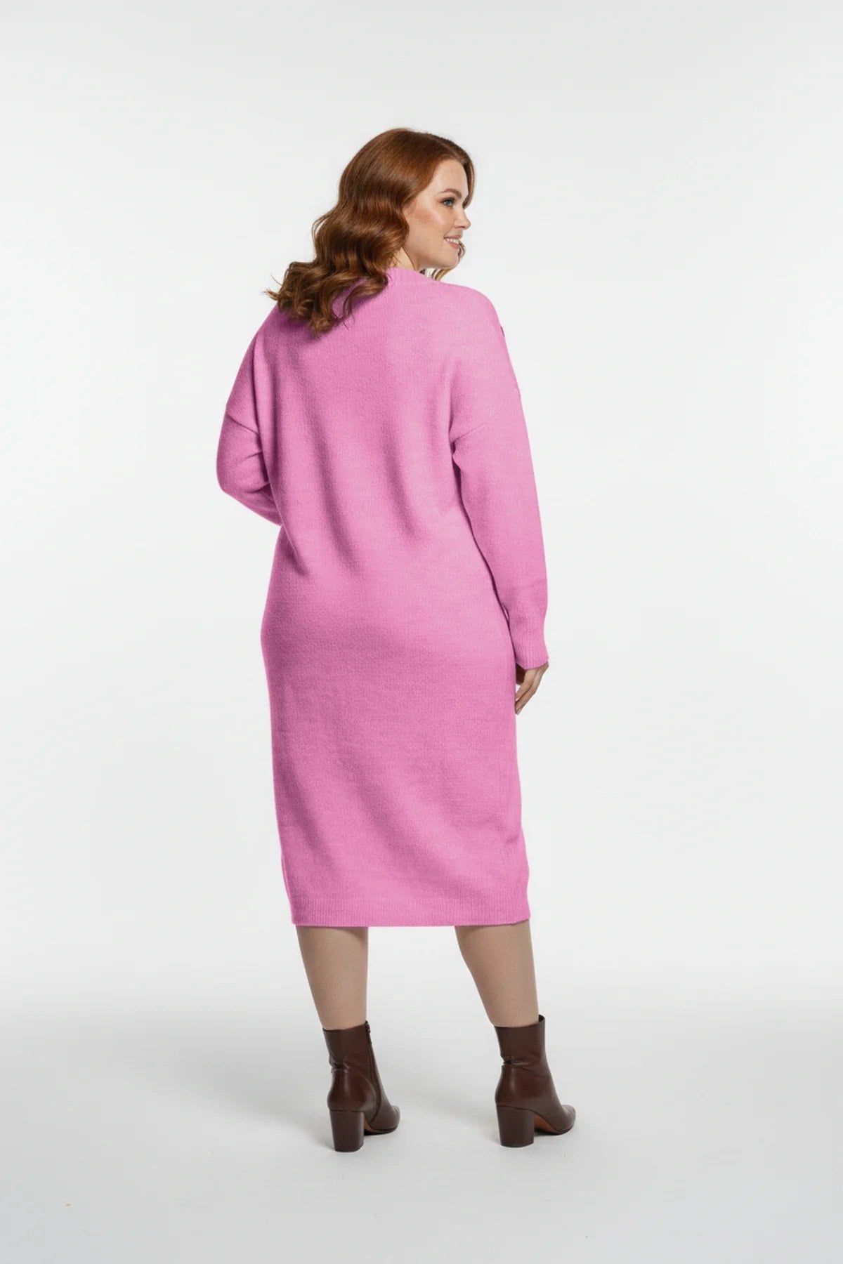 Strickkleid mit V-Ausschnitt