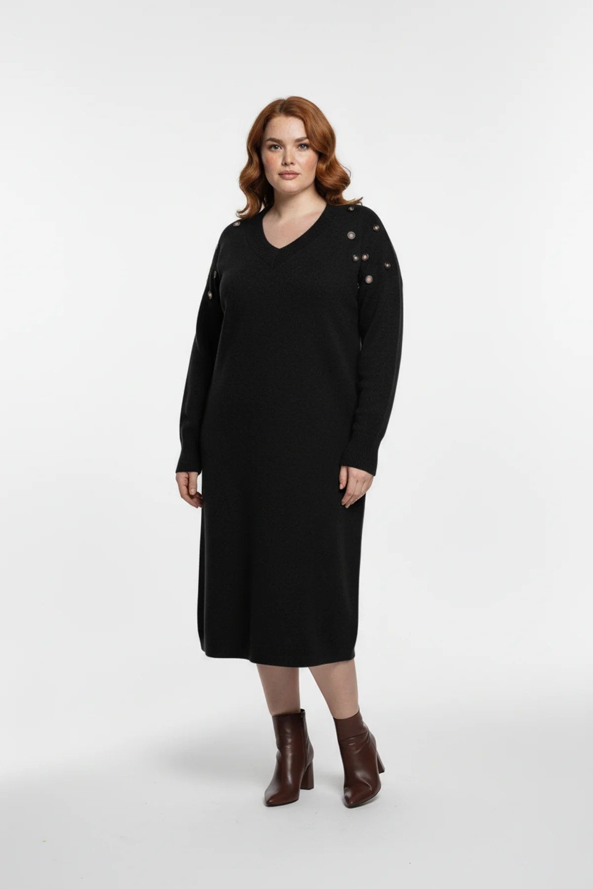 Strickkleid mit V-Ausschnitt
