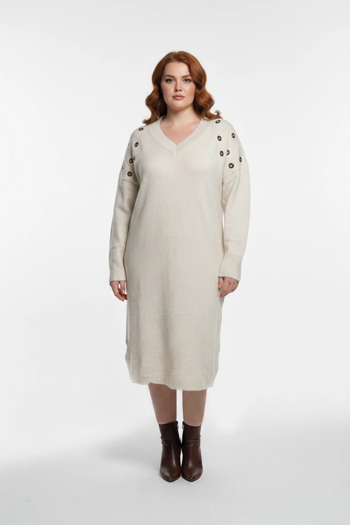 Strickkleid mit V-Ausschnitt
