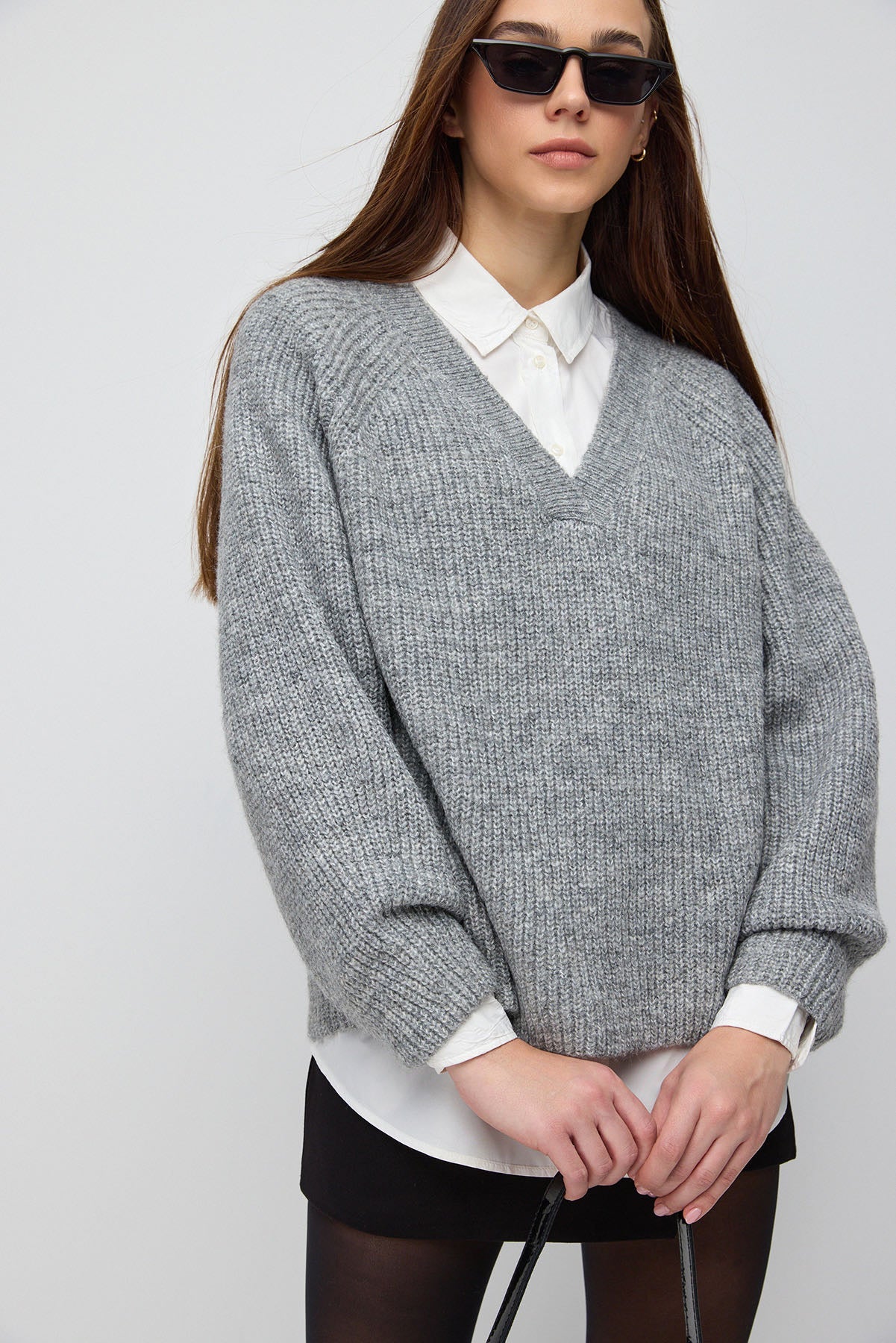 Oversize-Pullover mit V-Ausschnitt