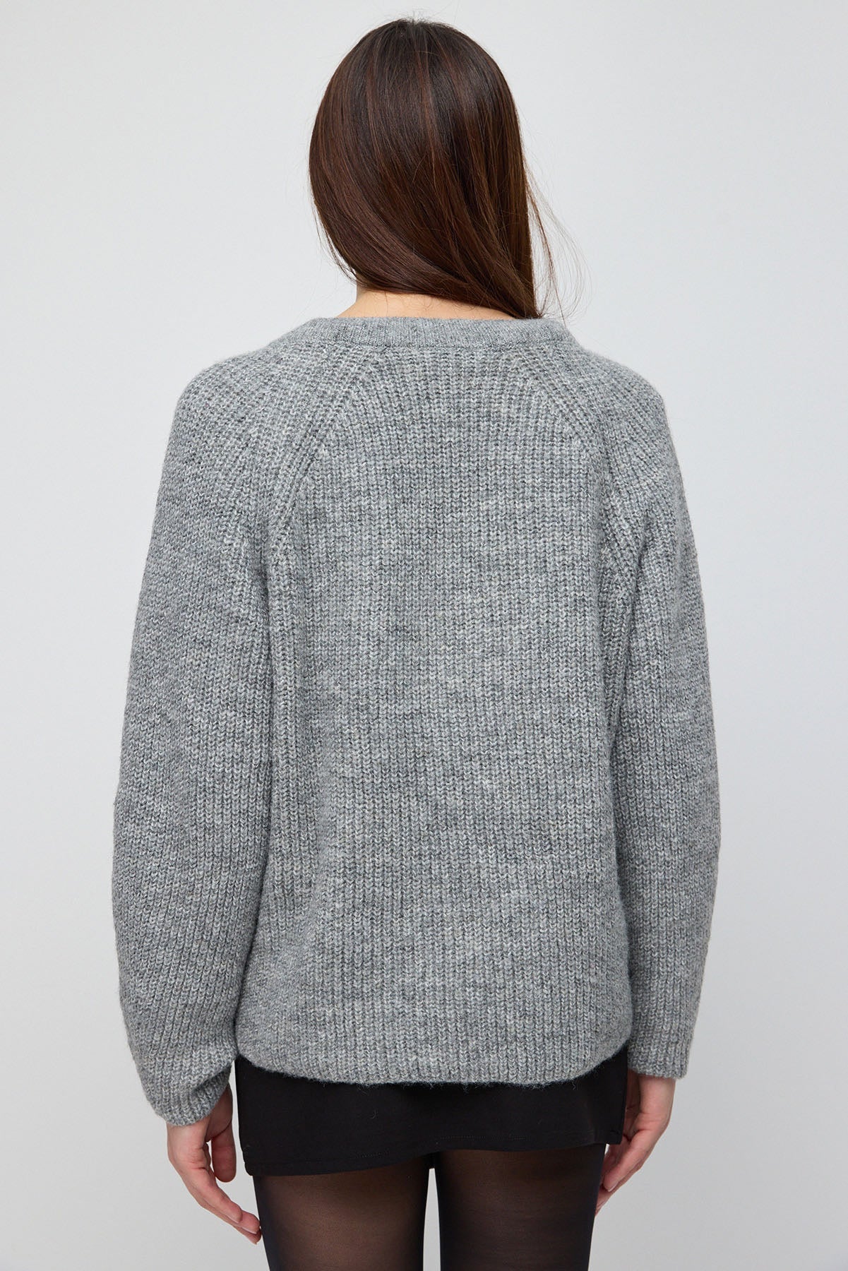 Oversize-Pullover mit V-Ausschnitt