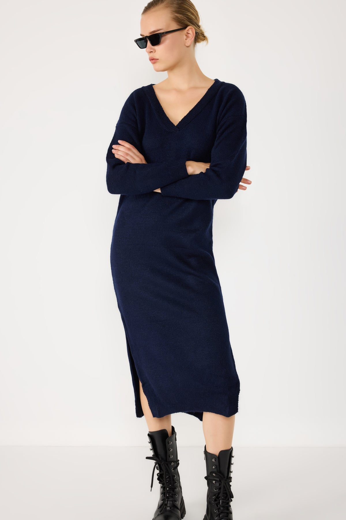 Langärmeliges Strickkleid in Midi-Länge