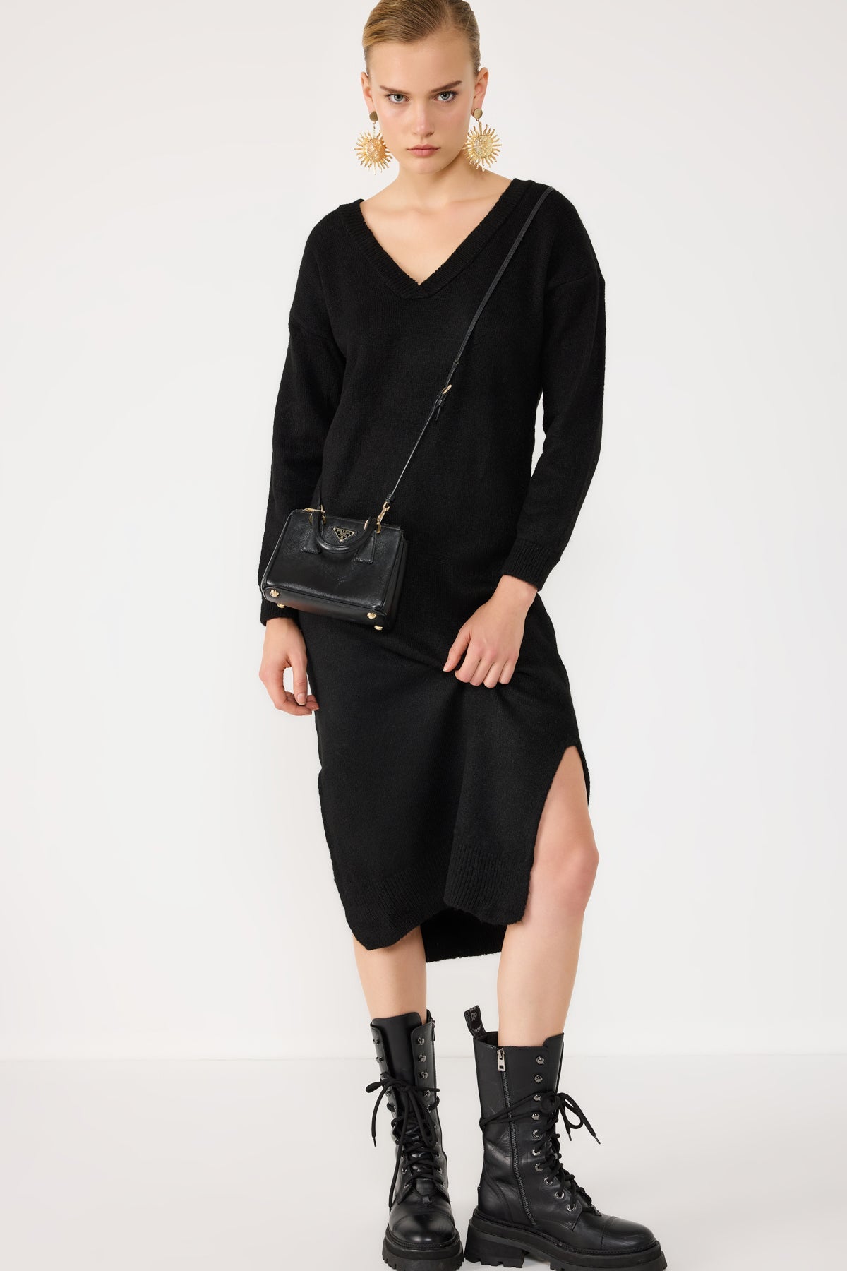 Langärmeliges Strickkleid in Midi-Länge