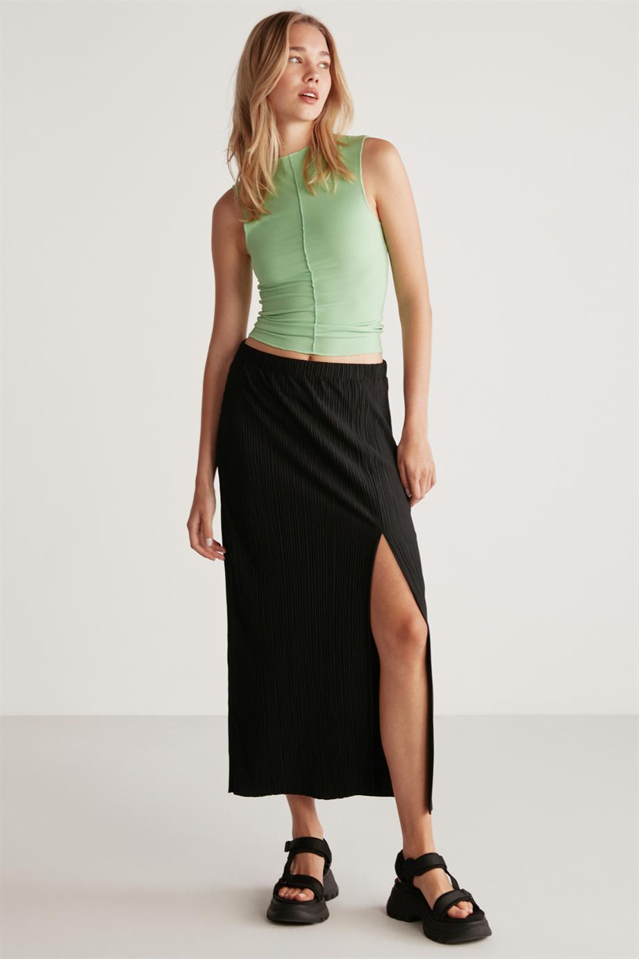ETHIQUET VANESSA Strickrock Relaxed Schwarz