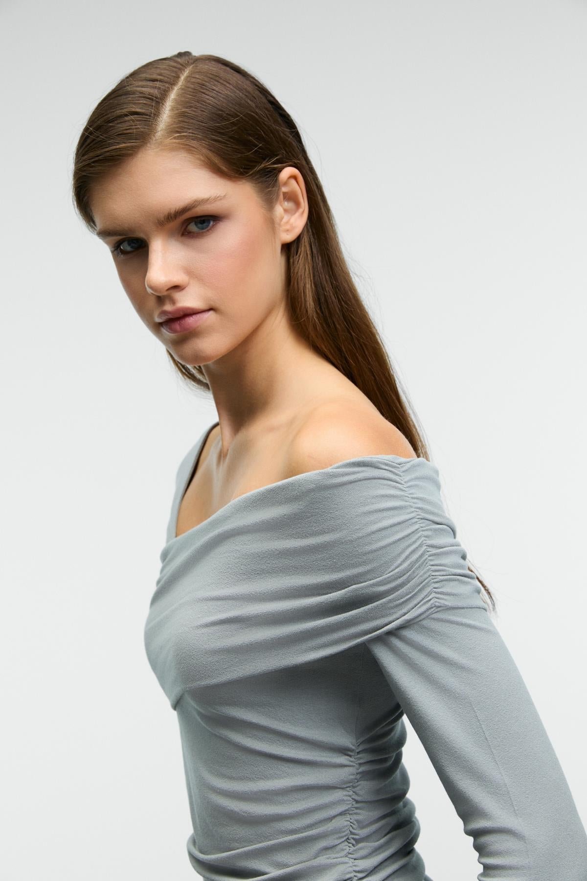 VELMEA Damen Asymmetrische Bluse