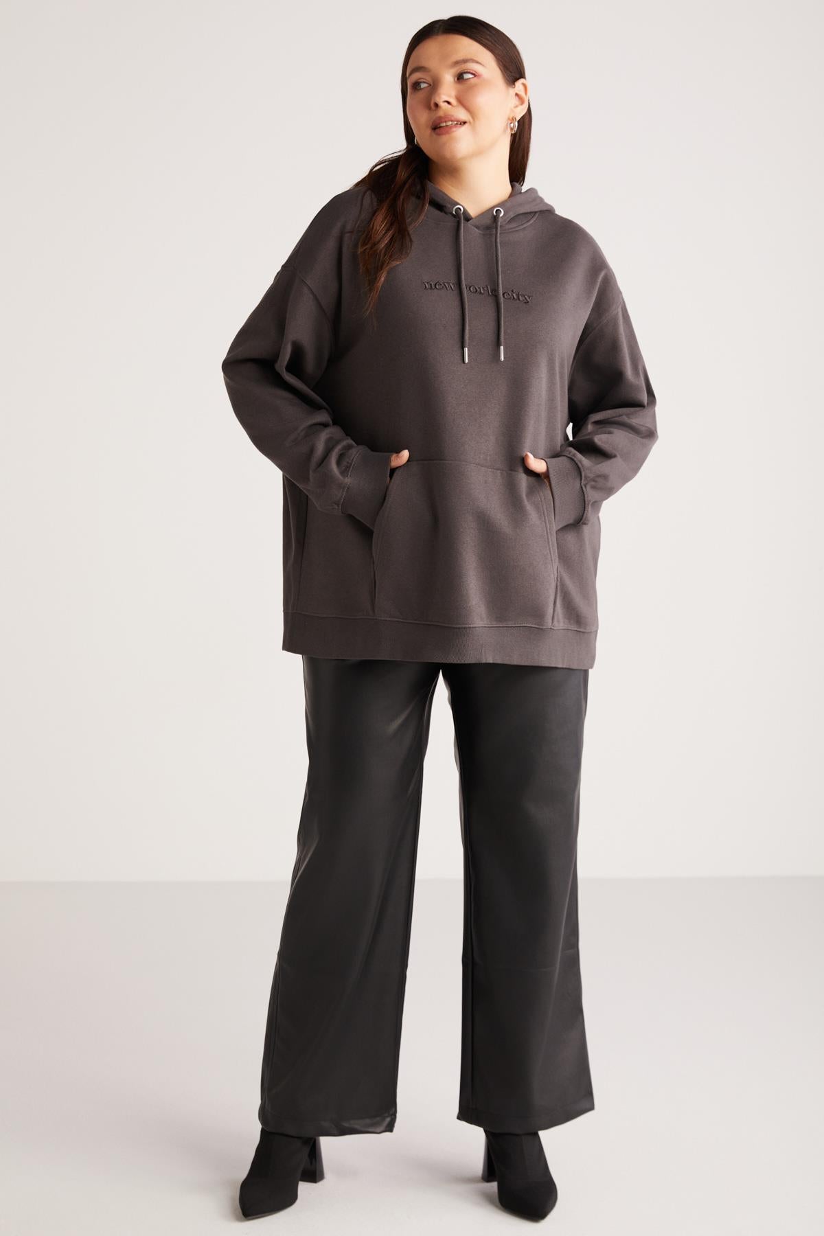 VERONICABB Lockeres Plus Sweatshirt