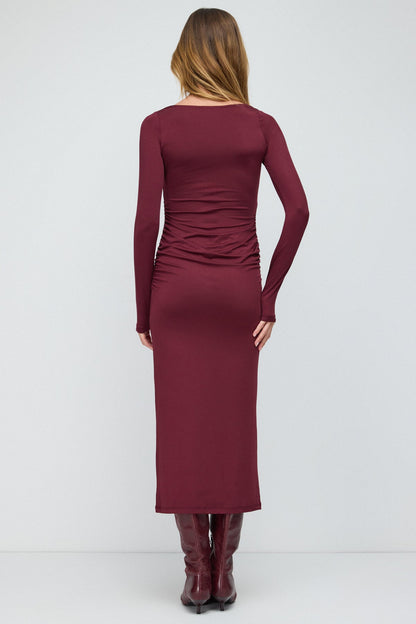 Kleid mit gerafften Seitendetails