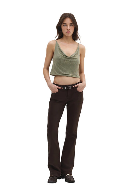 Top-Body mit tiefem Ausschnitt und Steinverzierungen