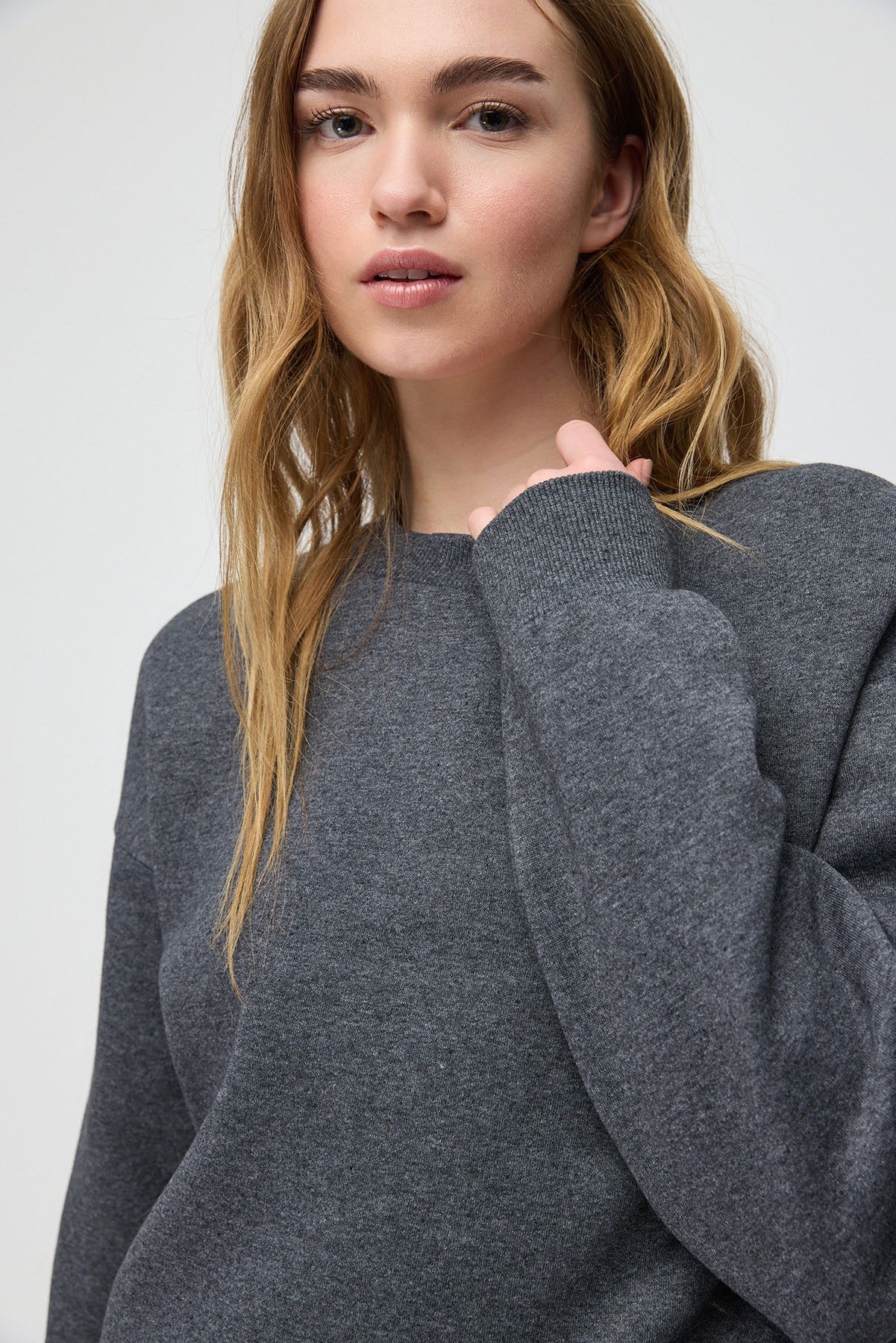 Langärmeliges Sweatshirtkleid
