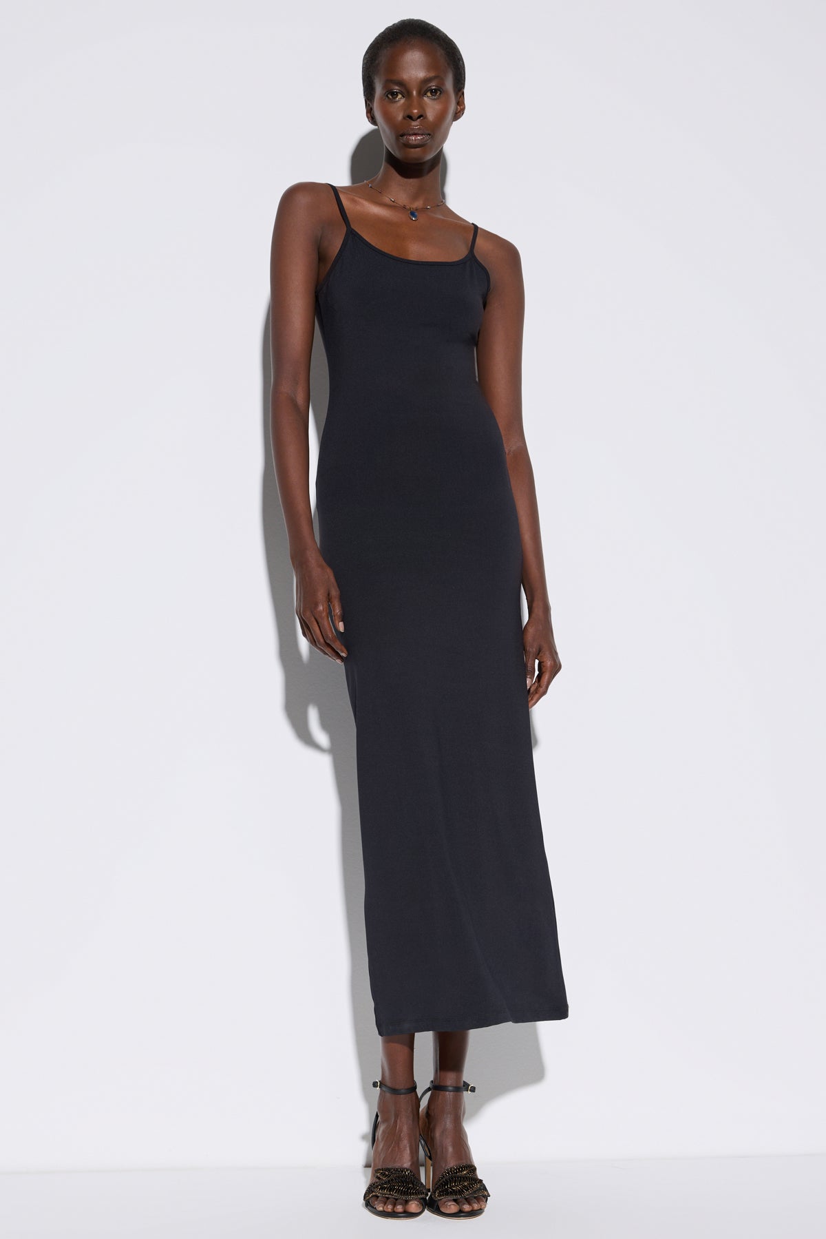 Maxikleid mit dünnen Trägern