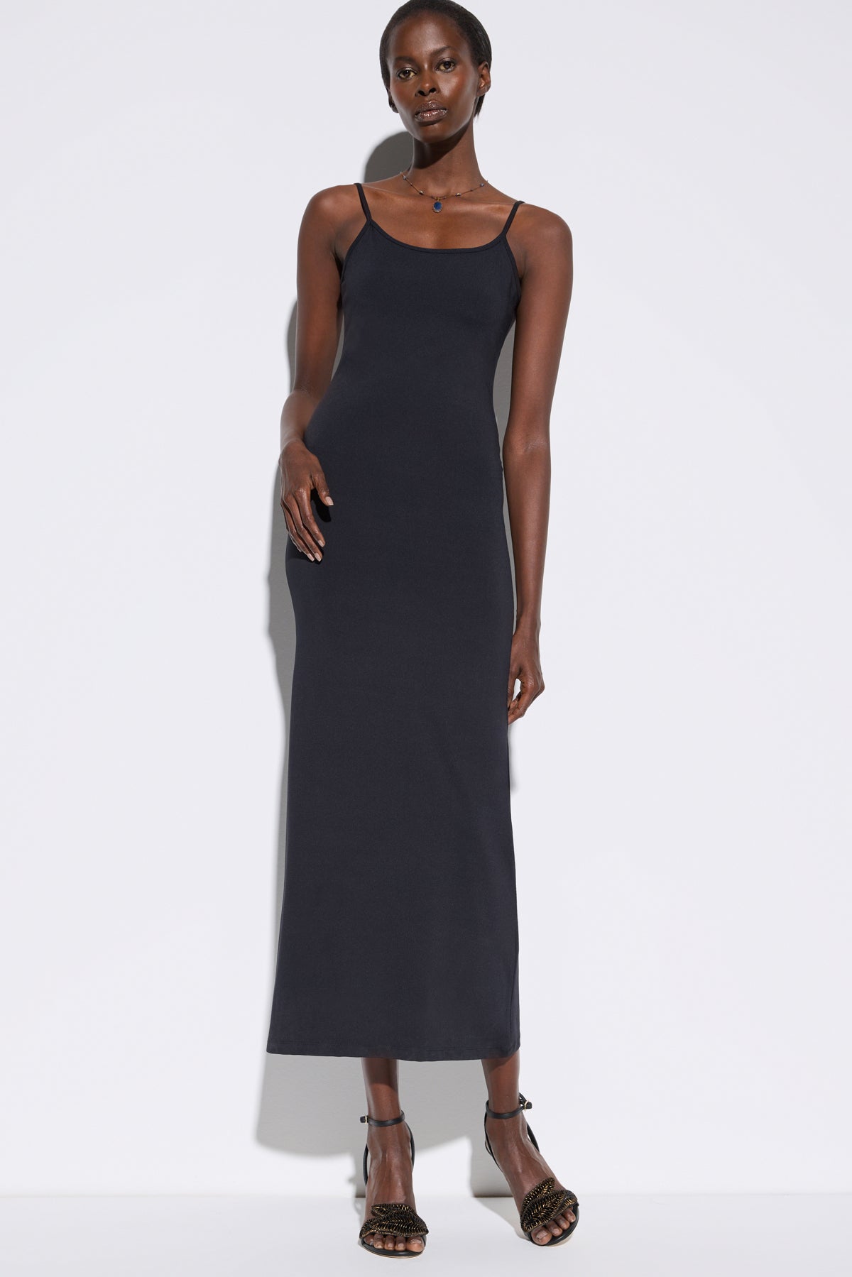 Maxikleid mit dünnen Trägern