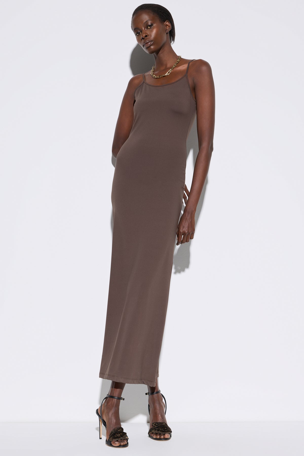 Maxikleid mit dünnen Trägern