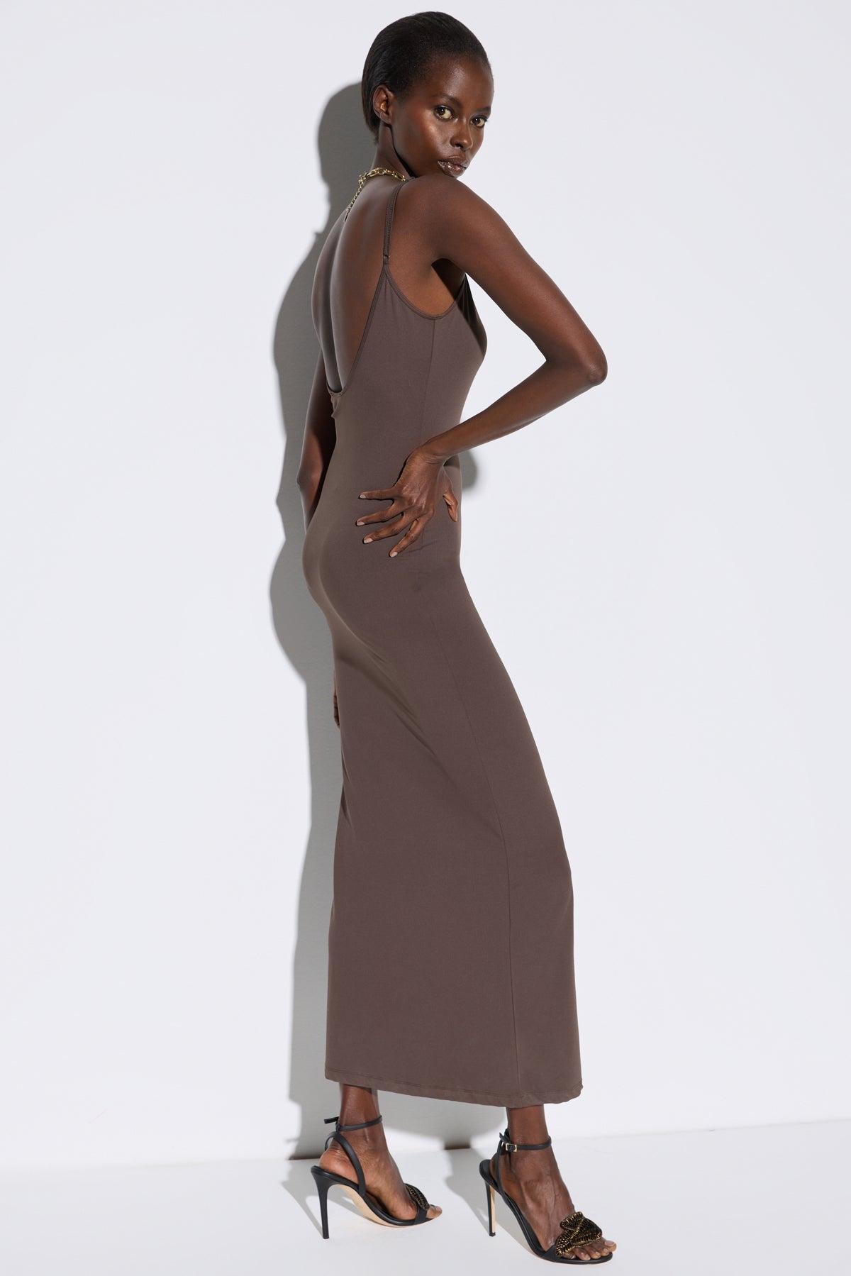 Maxikleid mit dünnen Trägern